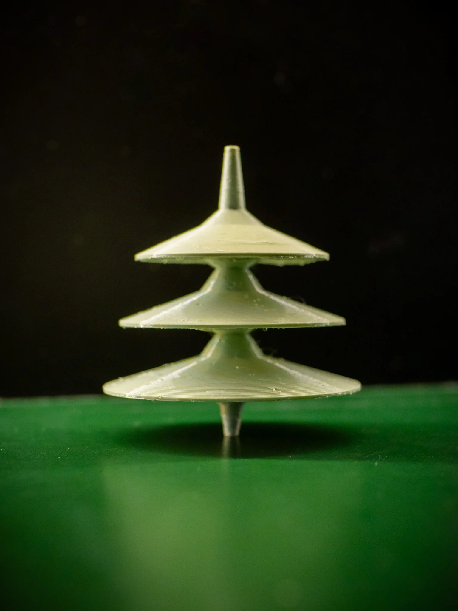 Patience Pine: Alien Anti-Stress Top 3d model