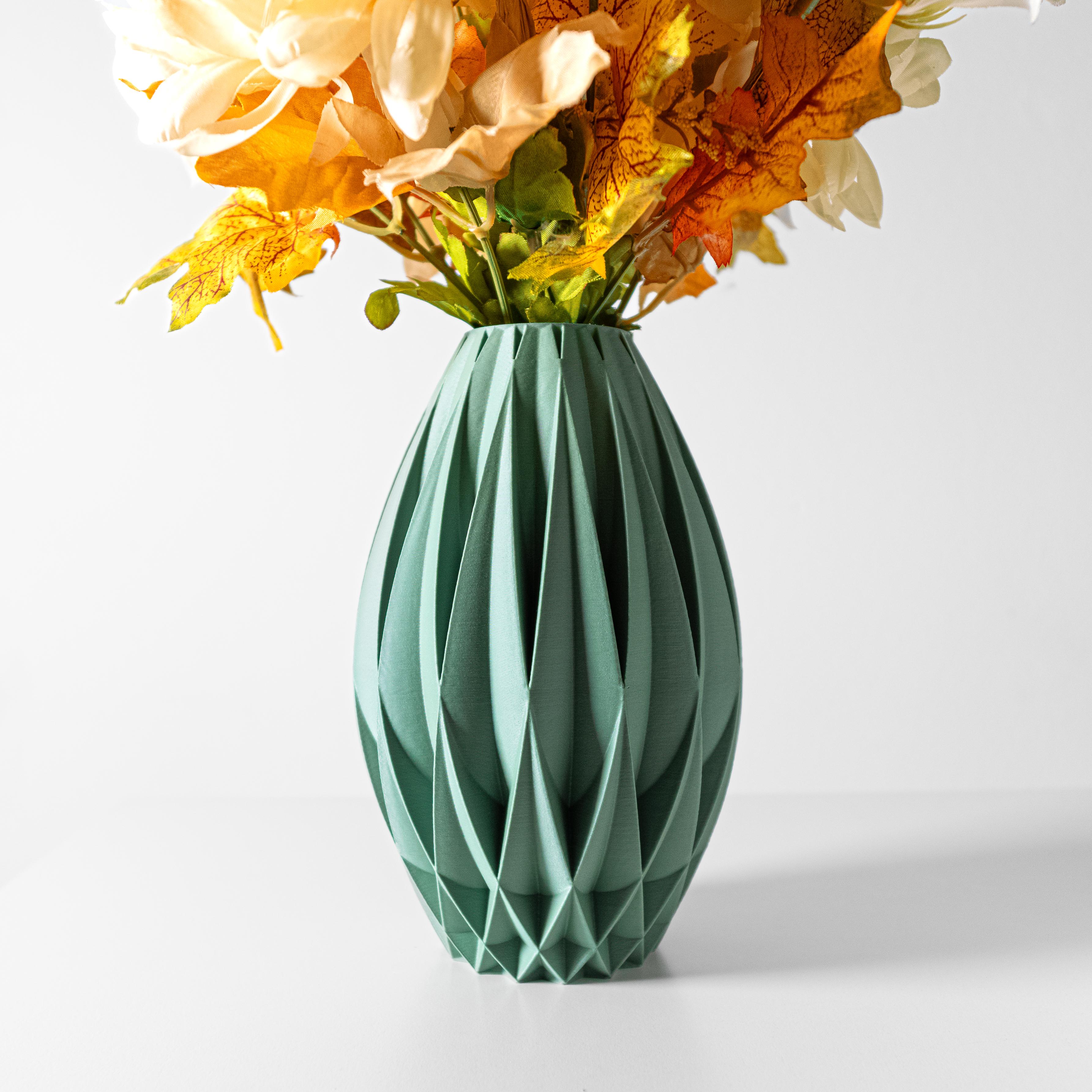 The Kivra Vase, Modern and Unique Home Decor for Dried and Preserved Flower Arrangement  | STL File 3d model