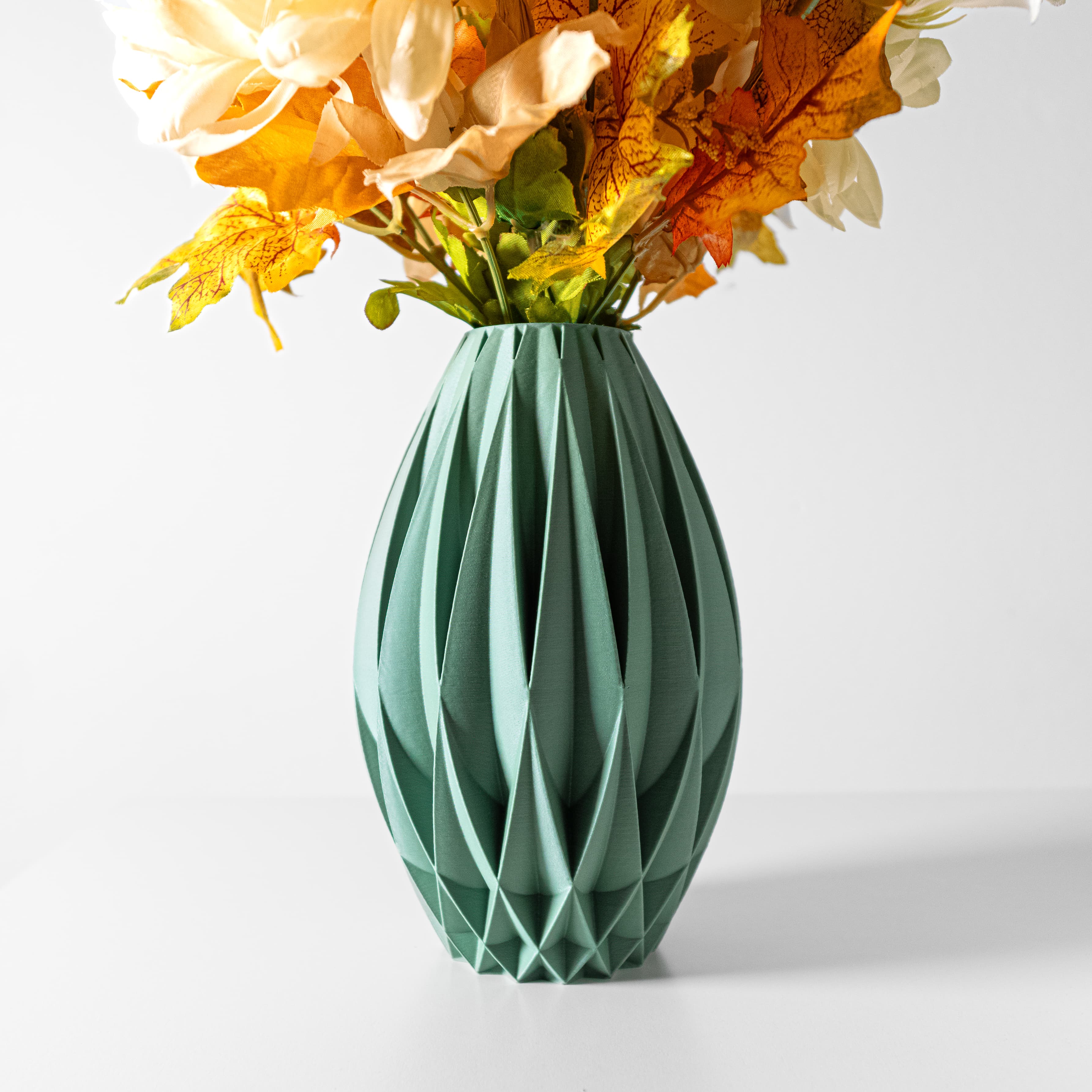 The Kivra Vase, Modern and Unique Home Decor for Dried and Preserved Flower Arrangement | STL File 3d model