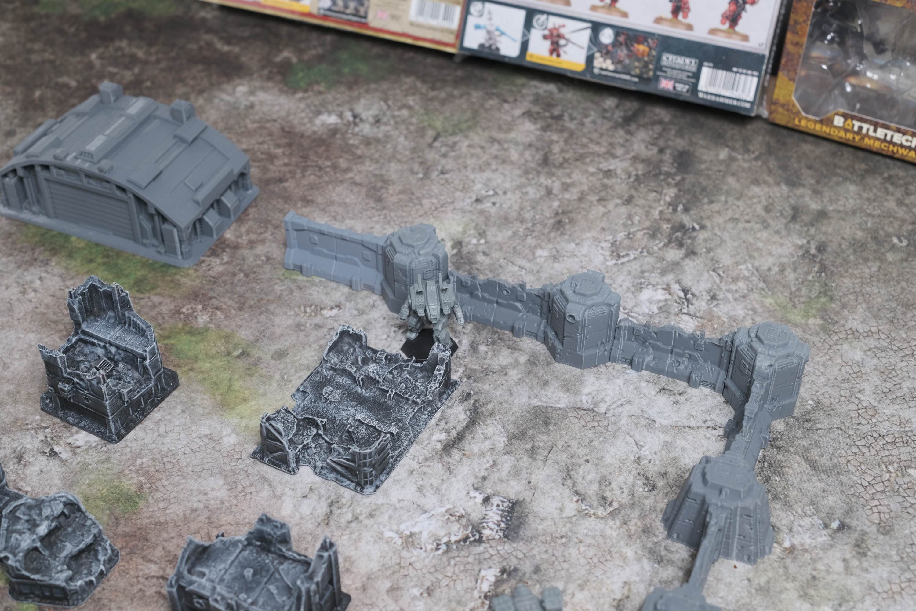 Wall Set - Damaged - Towers 3d model
