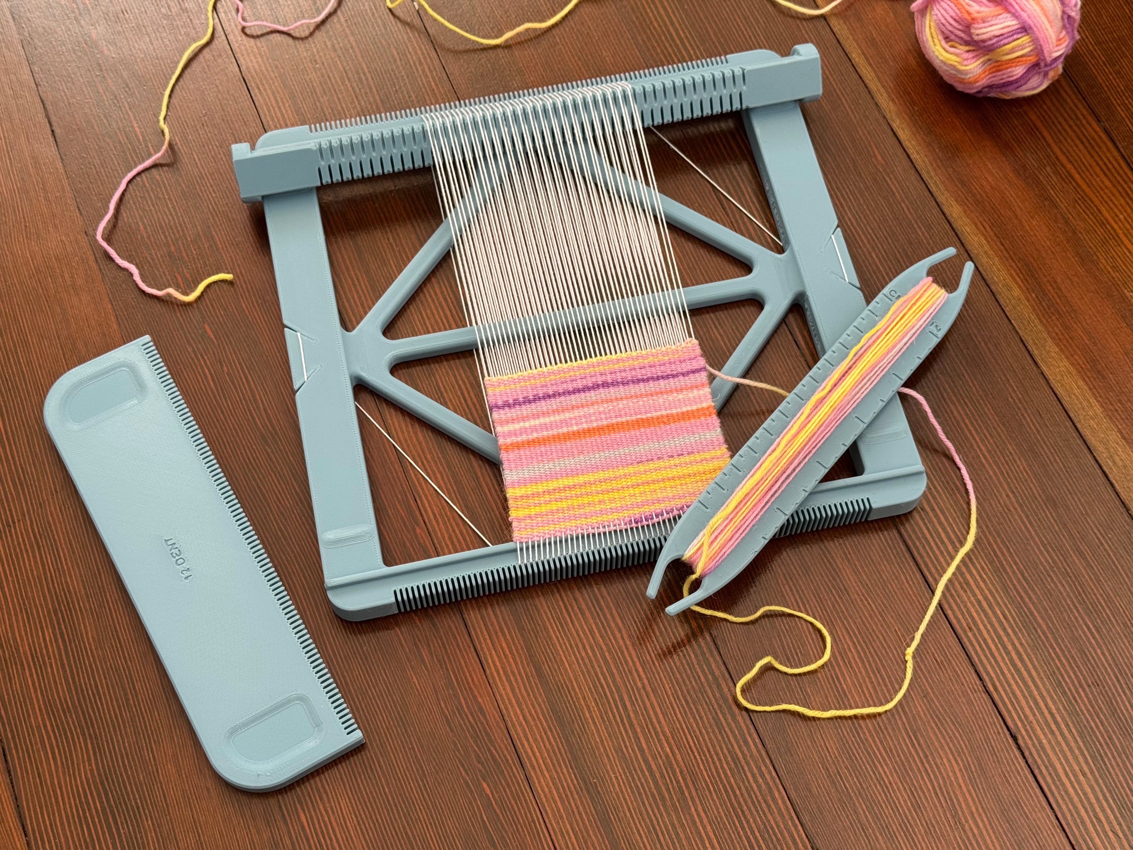 Pocket Loom Weaving Kit 7"x7" 12-dent 3d model