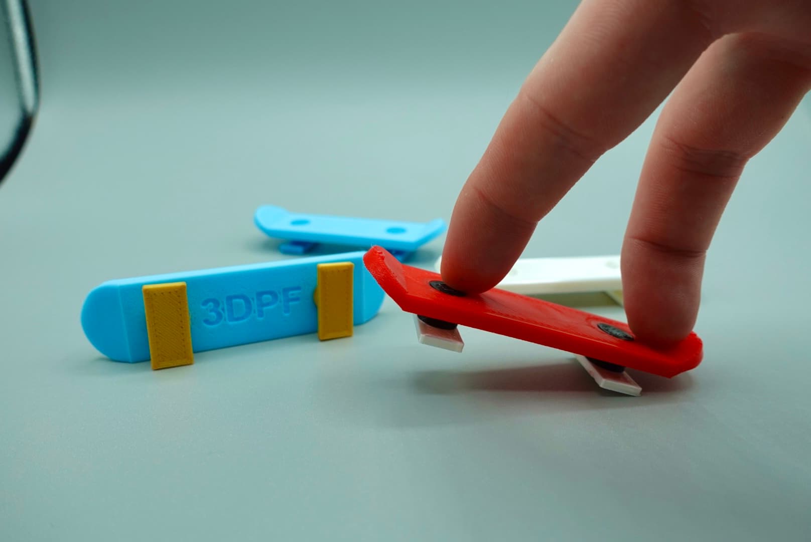 Fidget Skateboard 3d model