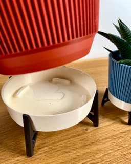 Okami - a self-watering planter 3d model