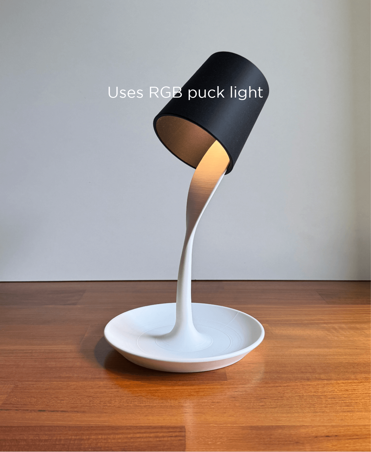 Oopsie, desk lamp with tray. 3d model