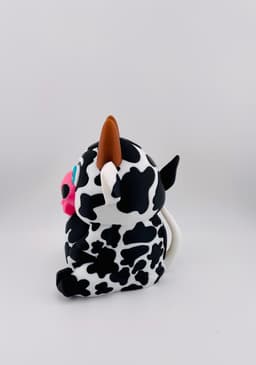 Spotted Cow Sitting 3d model