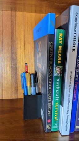 Pencil pot bookend 3d model