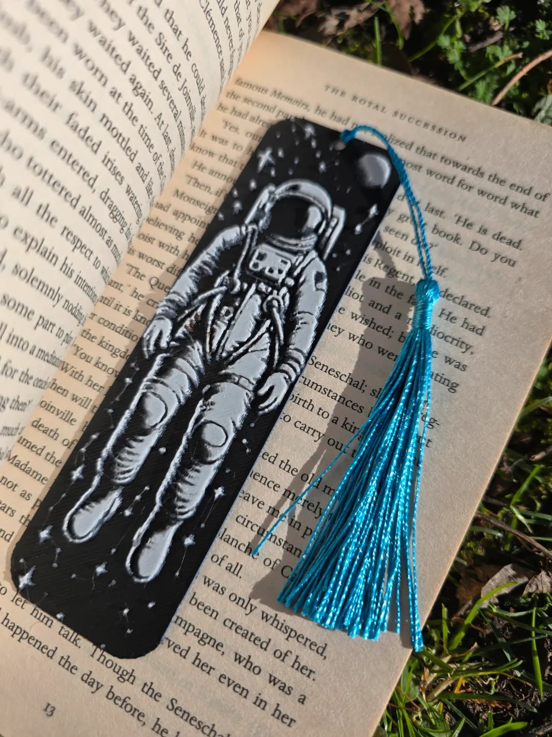 Astronaut 3D Printed Bookmark – HueForge Multi-Color Design 3d model