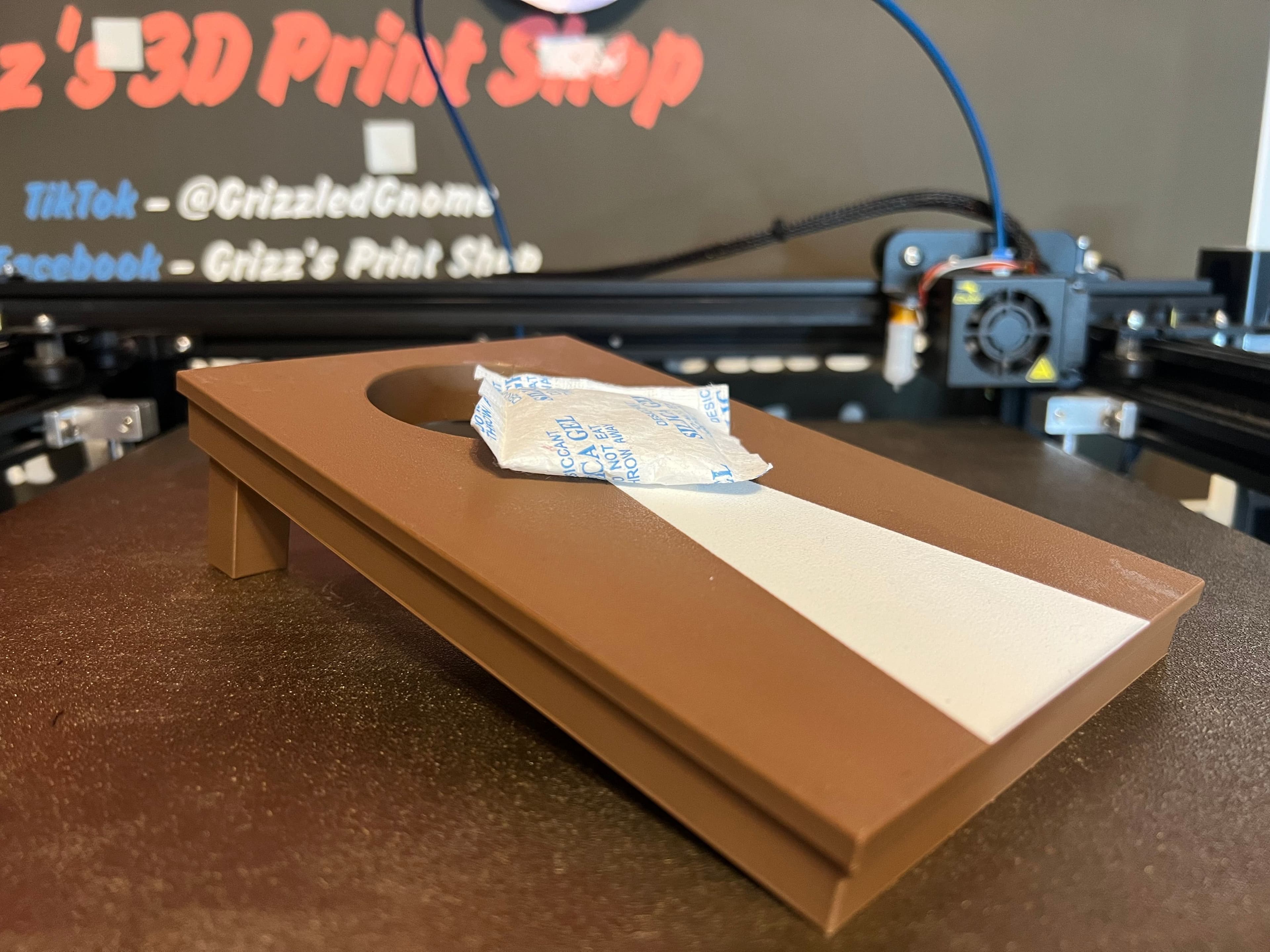 Tabletop Cornhole Game! Print in Place 3d model