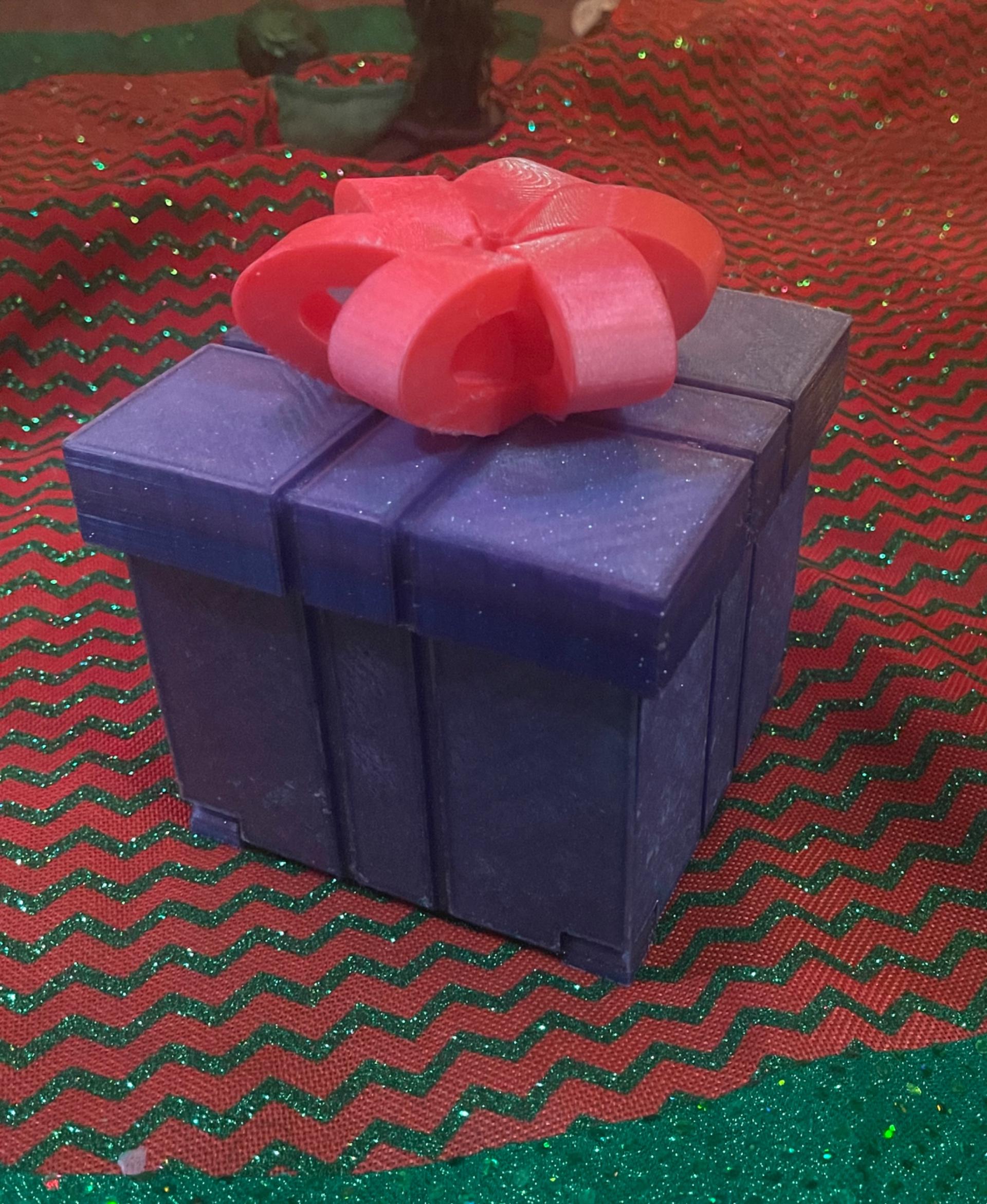Collapsing Gift Box 3d model