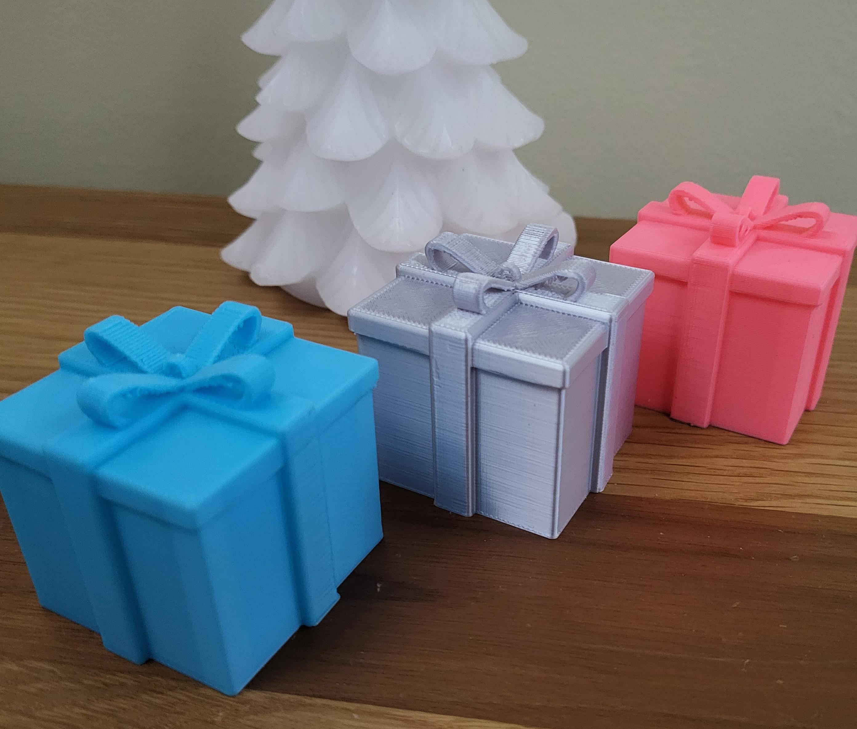 Christmas Tree Present Decoration (no support, easy print) 3d model