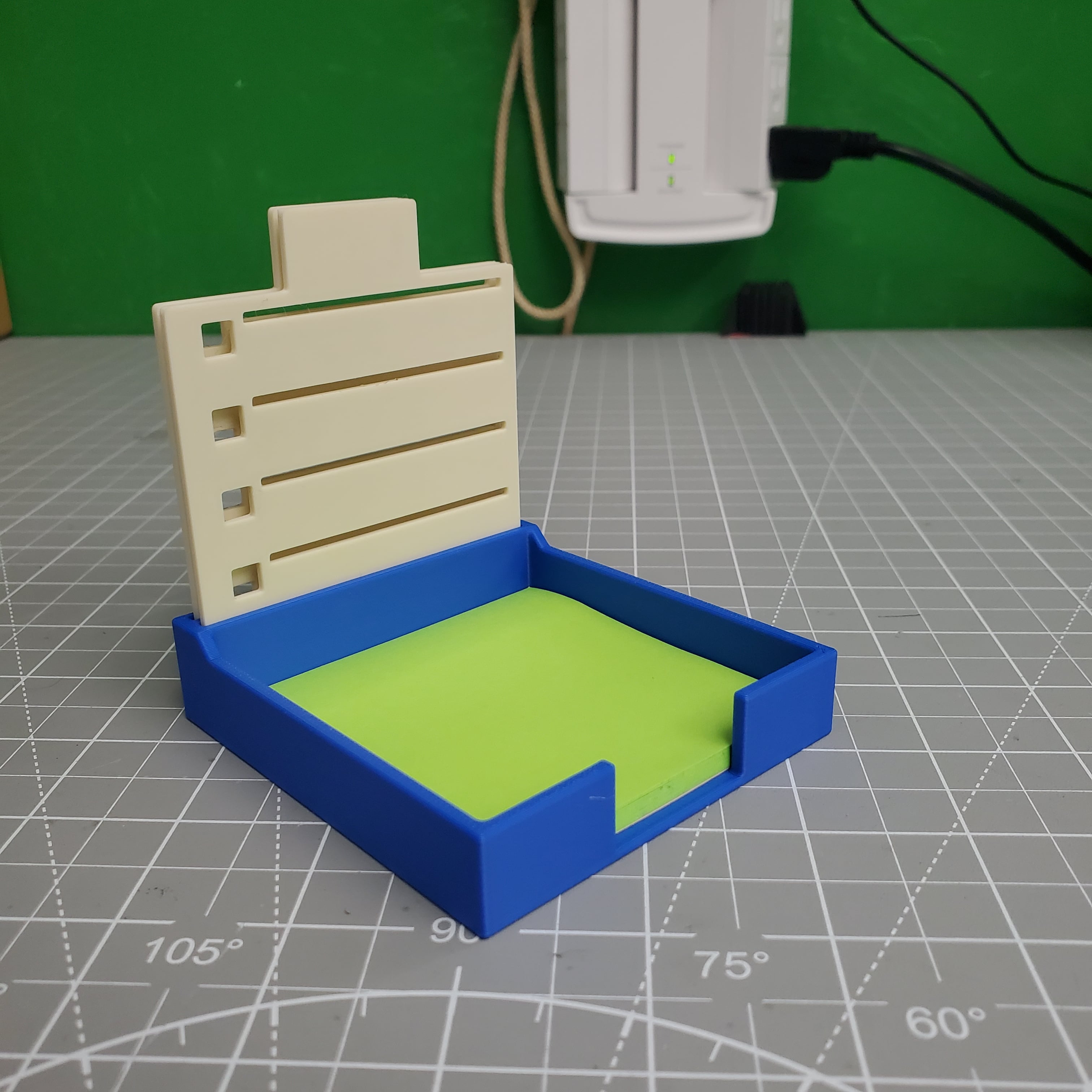 Sticky Note To-Do List Maker | 3D Printable Desk Organizer 3d model
