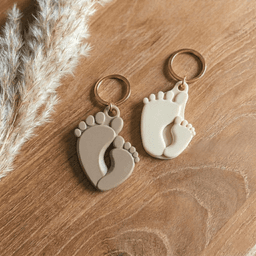 Parent and Baby Feet Keychain STL Bundle - Matching Family Pendant | Mother’s and Father’s Day Gift 3d model