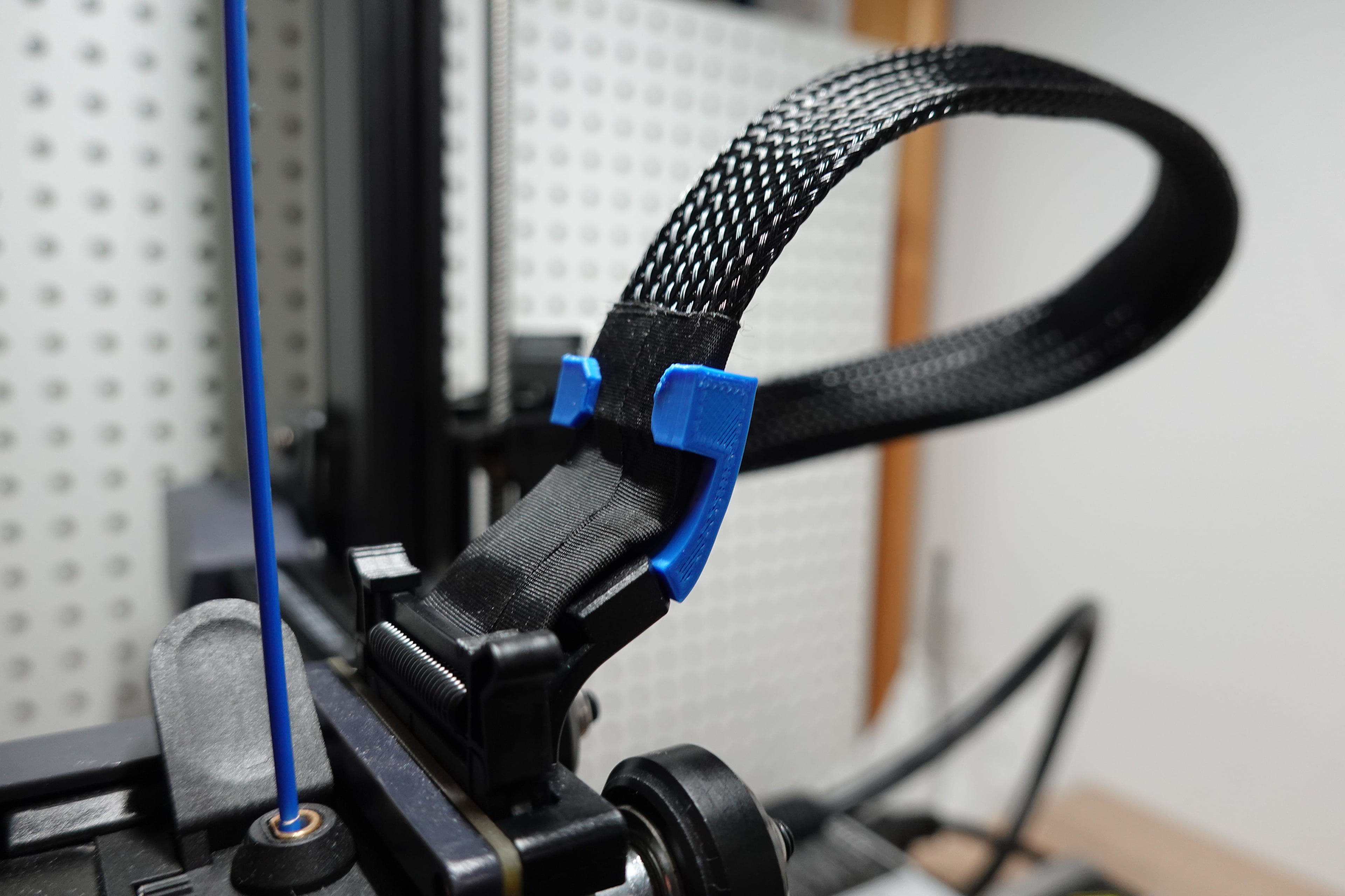Creality Ender-3 S1 improved strain relief 3d model