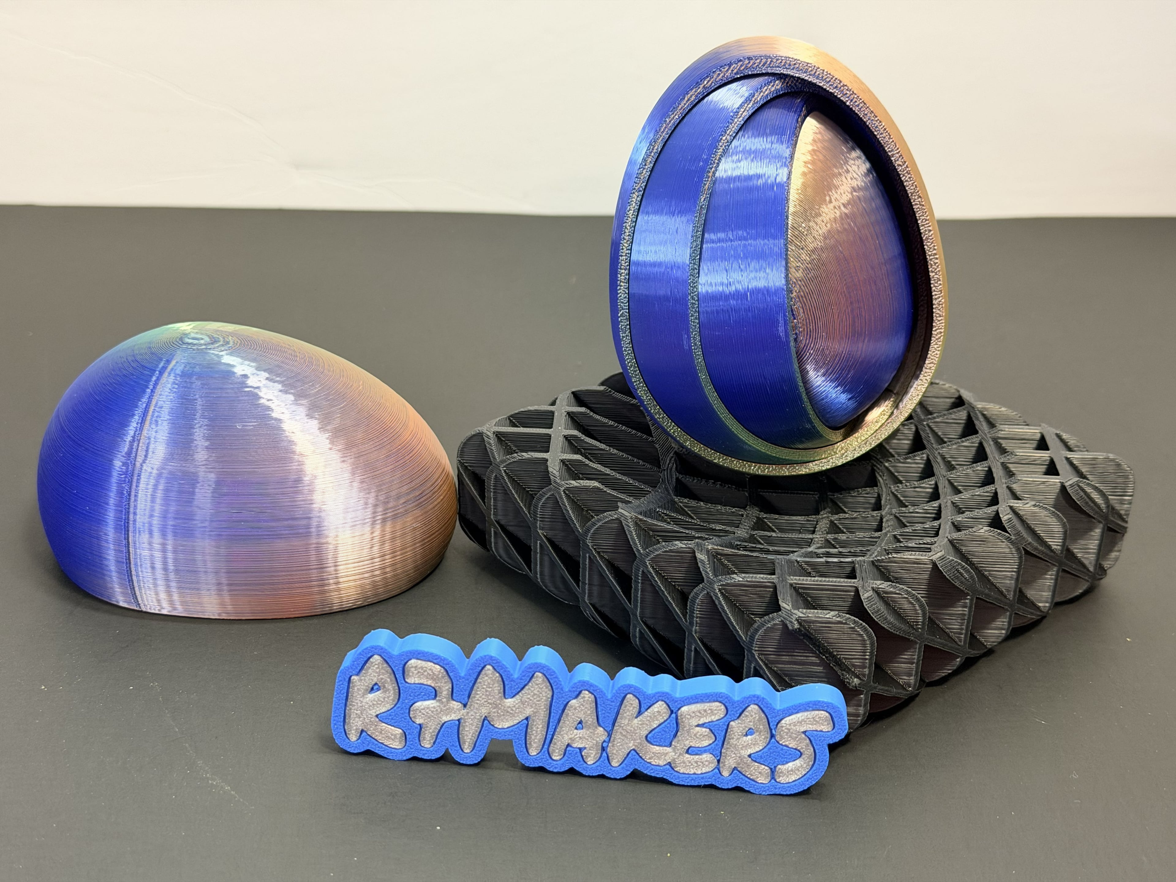 R7 Gyro Egg | Ultimate Prize Egg | Large Shell Fidget with Hidden Cavity | R7Makers 3d model