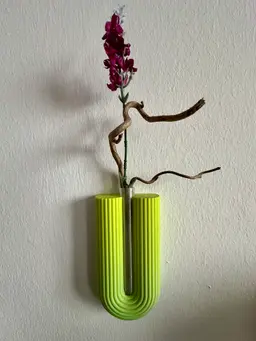 Thanks Simone for this cute design. It beautifies my hobbyroom (to which my husband use to say „hole“ 😄).
I also printed the tube in transparent PETG with no problems.
You are a great designer, all your designs are looking smooth and wealthy!
I really love all of them😘 3d model