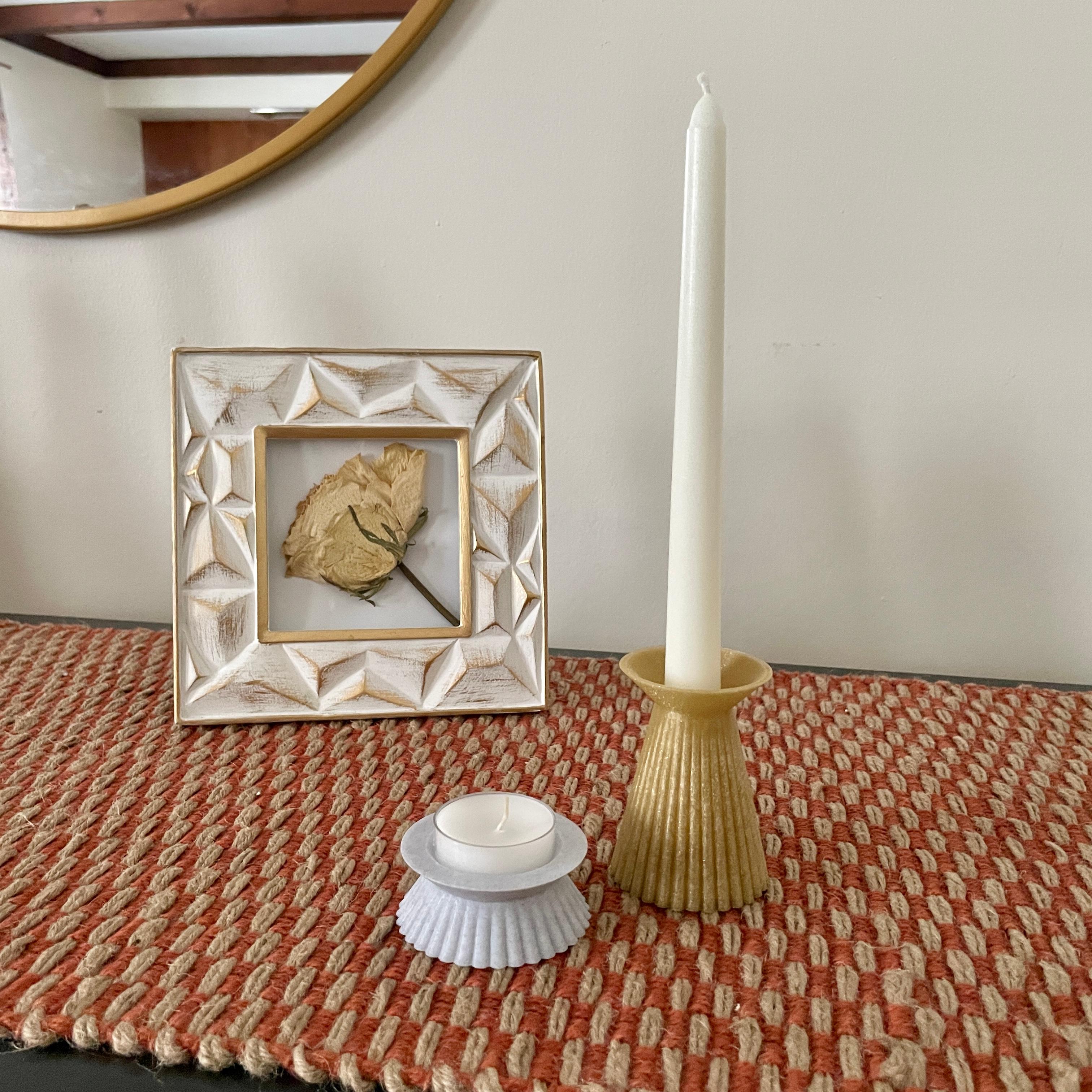 Scalloped Candle Holder Pair 3d model