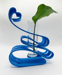 Heart Vase 3d model