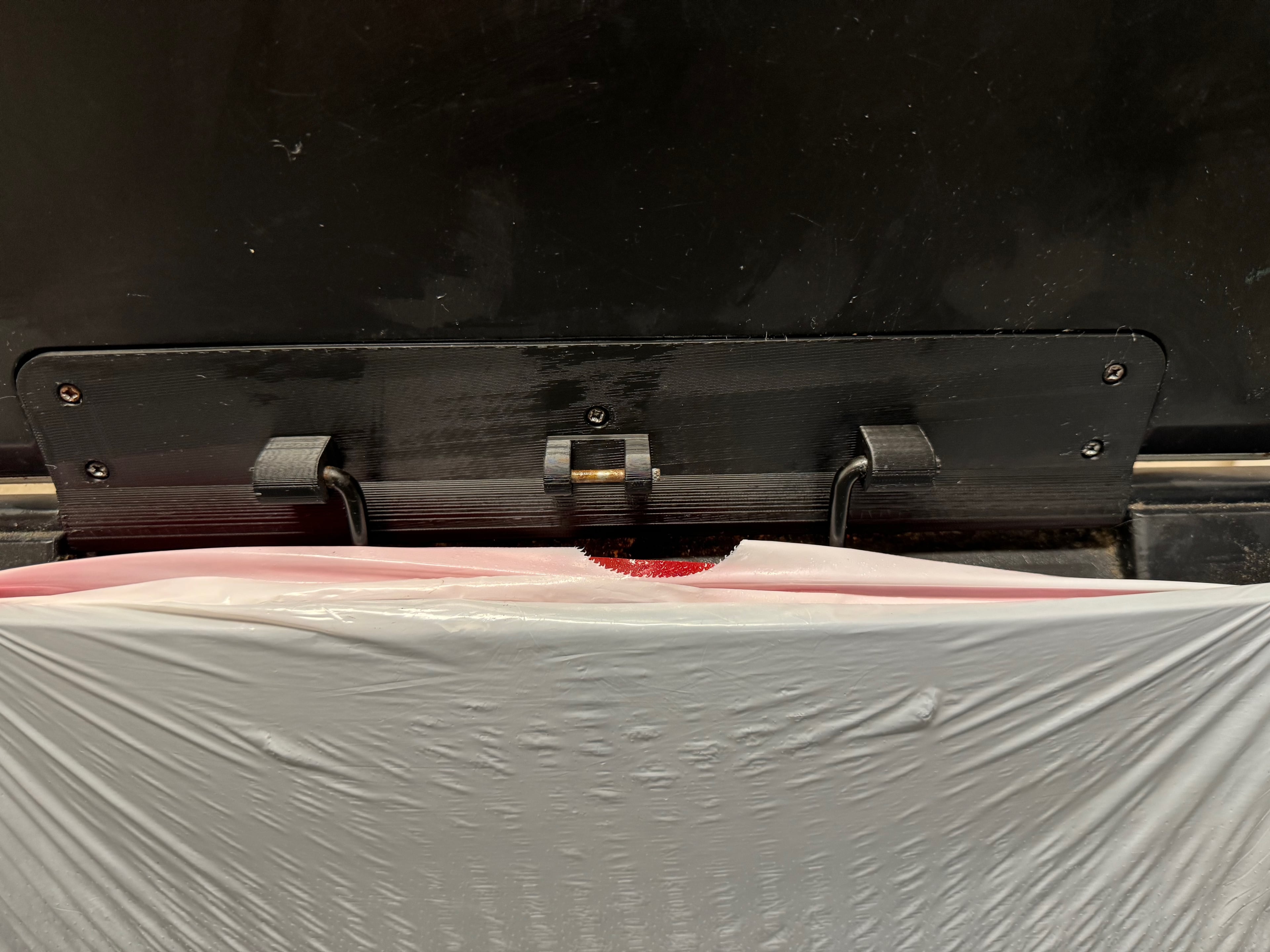Trash Can Hinge Replacement 3d model