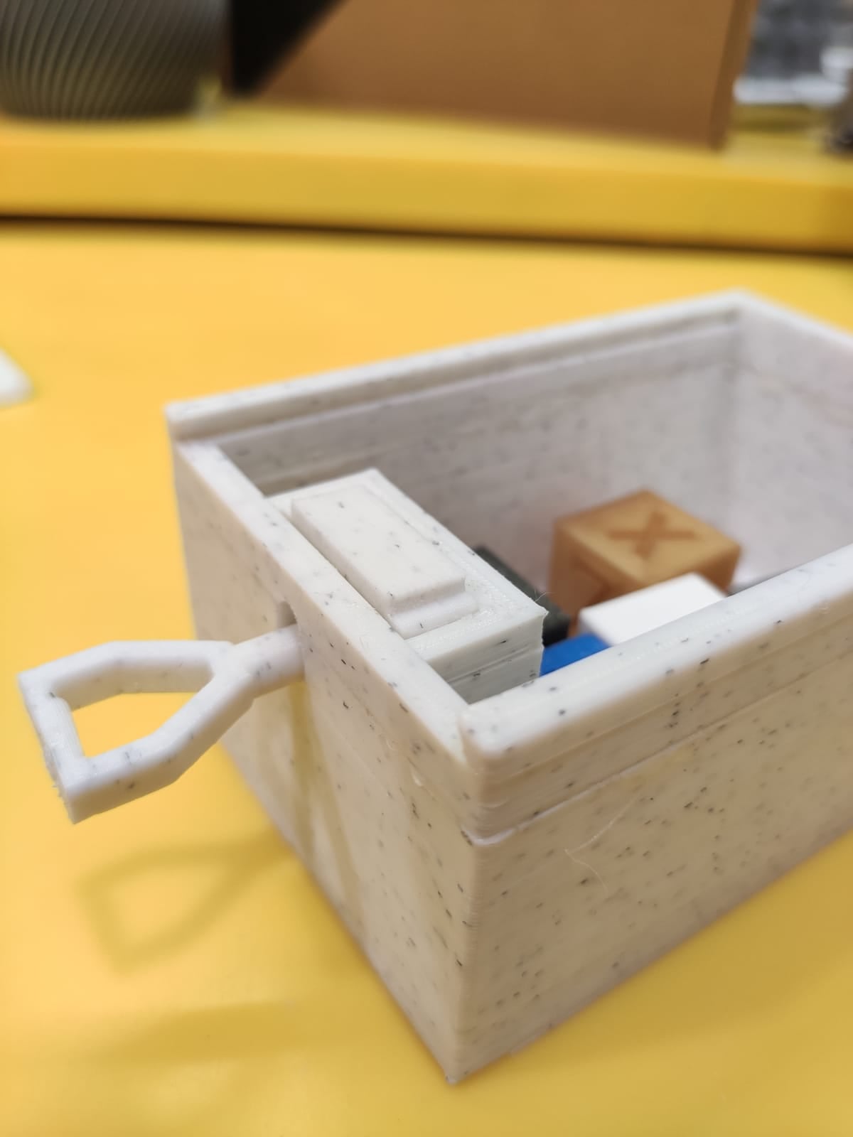 Sliding Dovetail Lock Box with Key 3d model