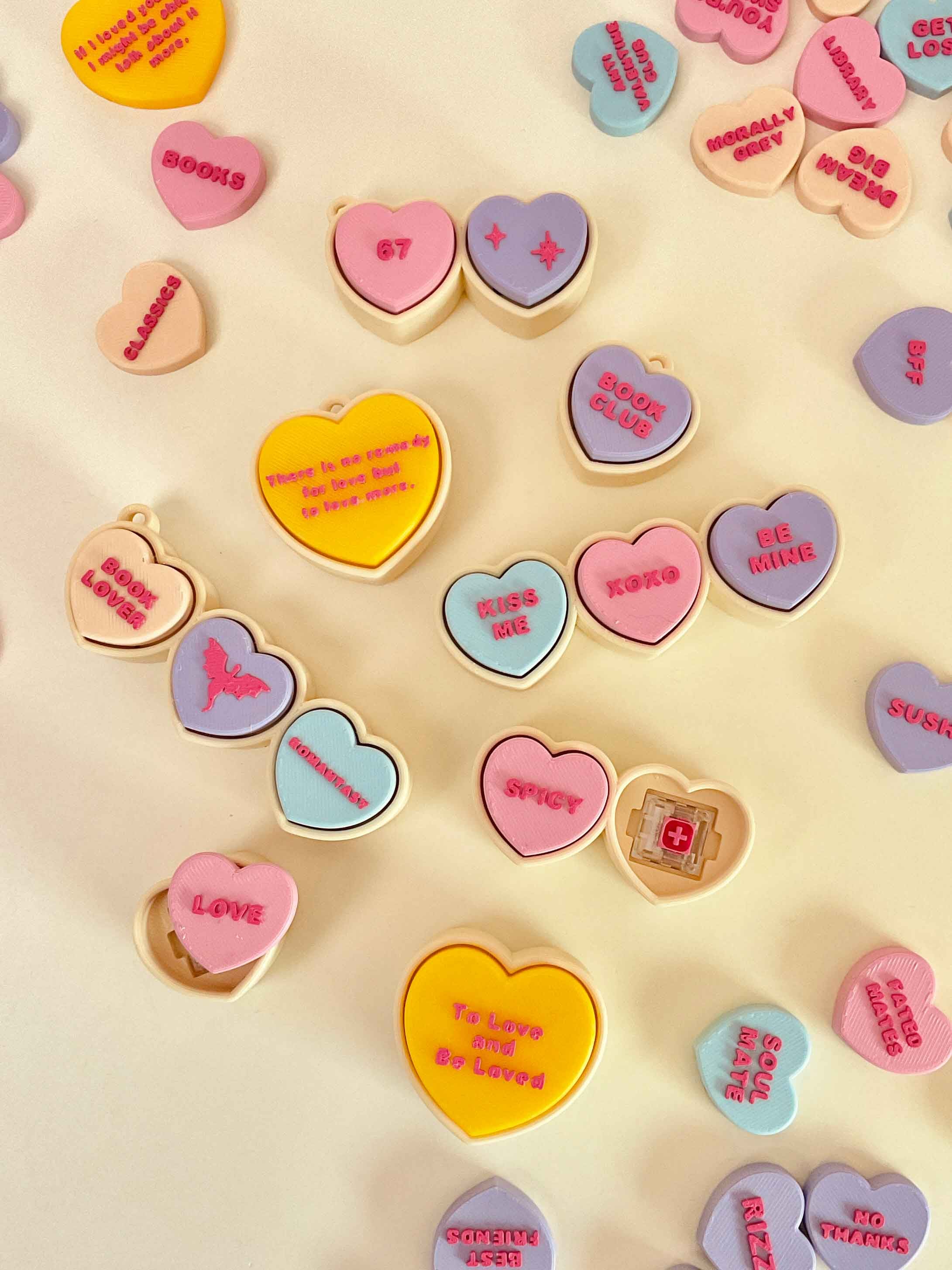 Customizable Valentines Conversation Heart Clicker Keychain Fidget Toy Bundle 3d model