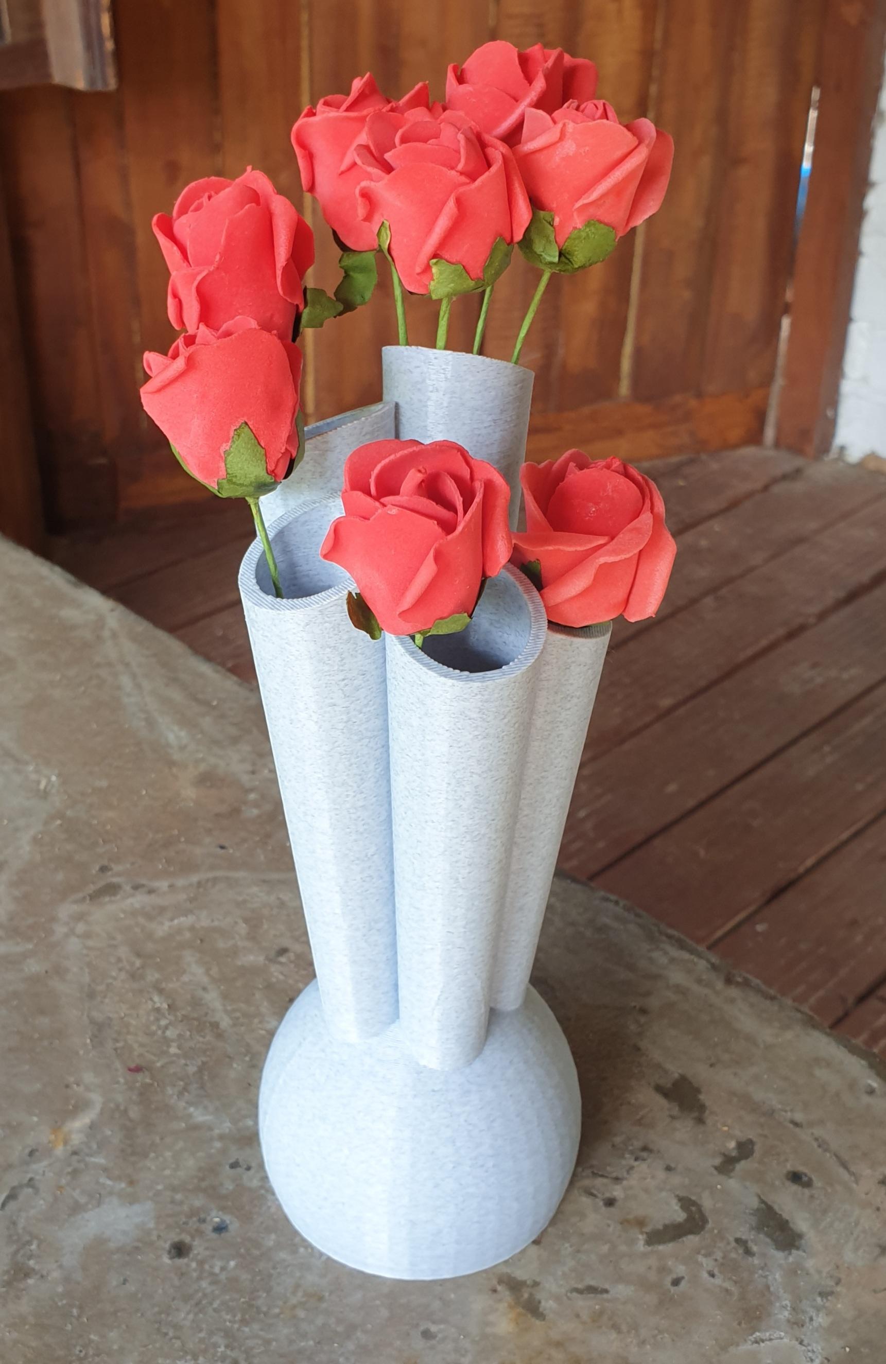 step tube vase 3d model
