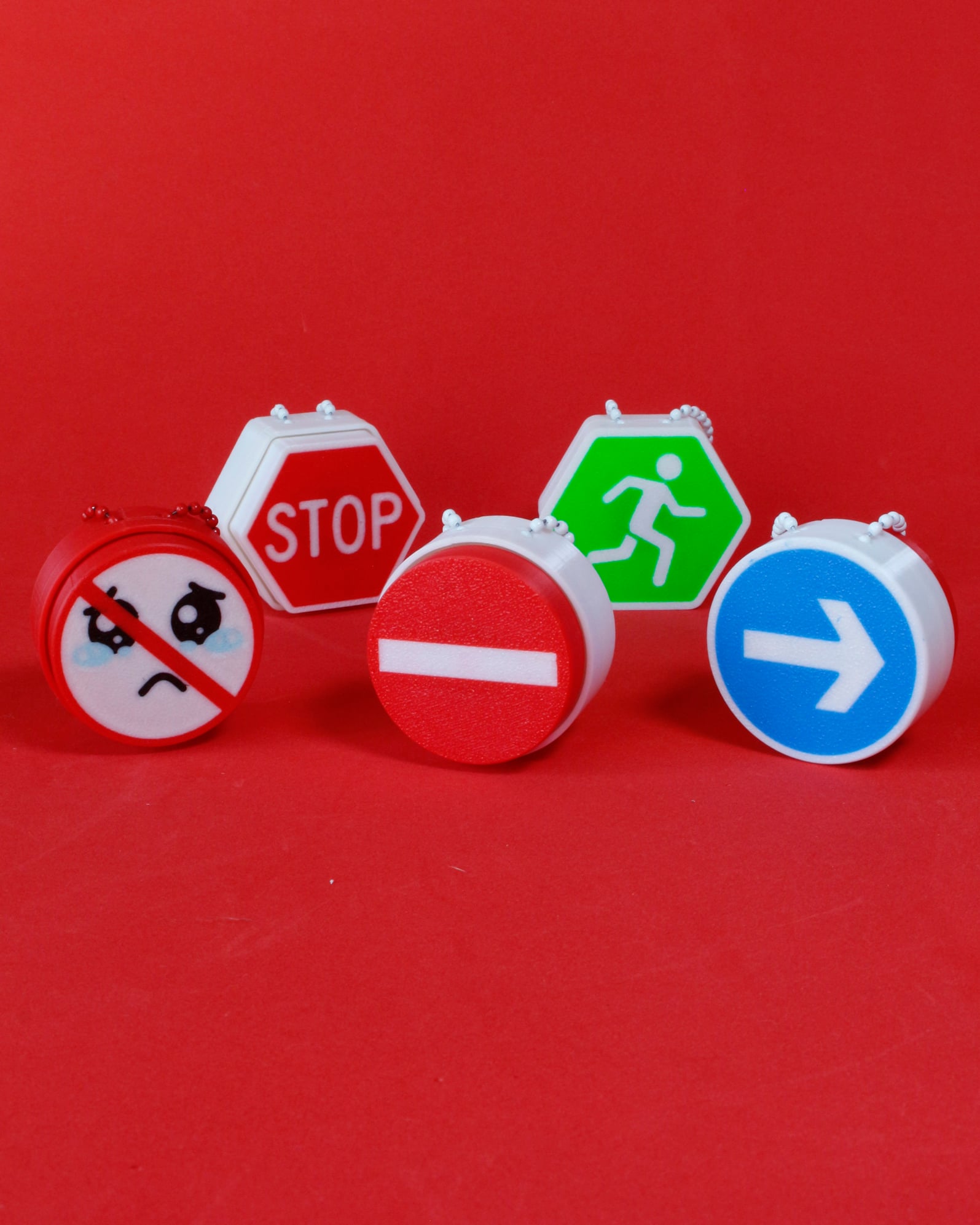 Traffic Signs Fidget Clickers - Keychain 3d model
