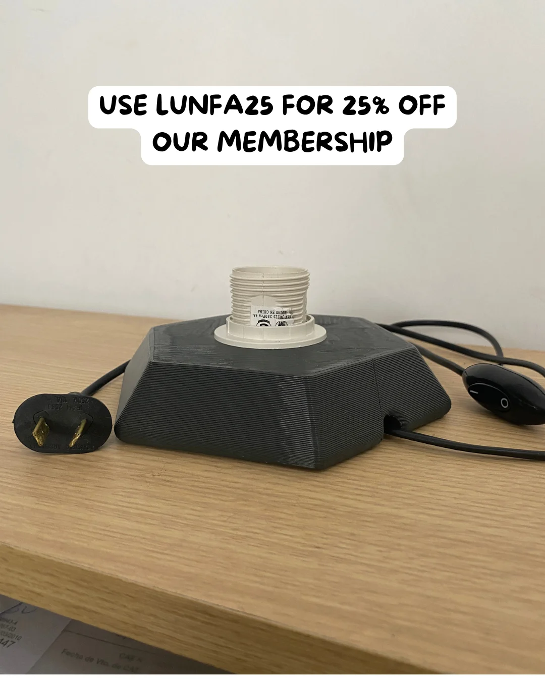 Free E27 Hexa Base for Table Lamps - Spport-free model - Free Lamps & Accessories 3d model
