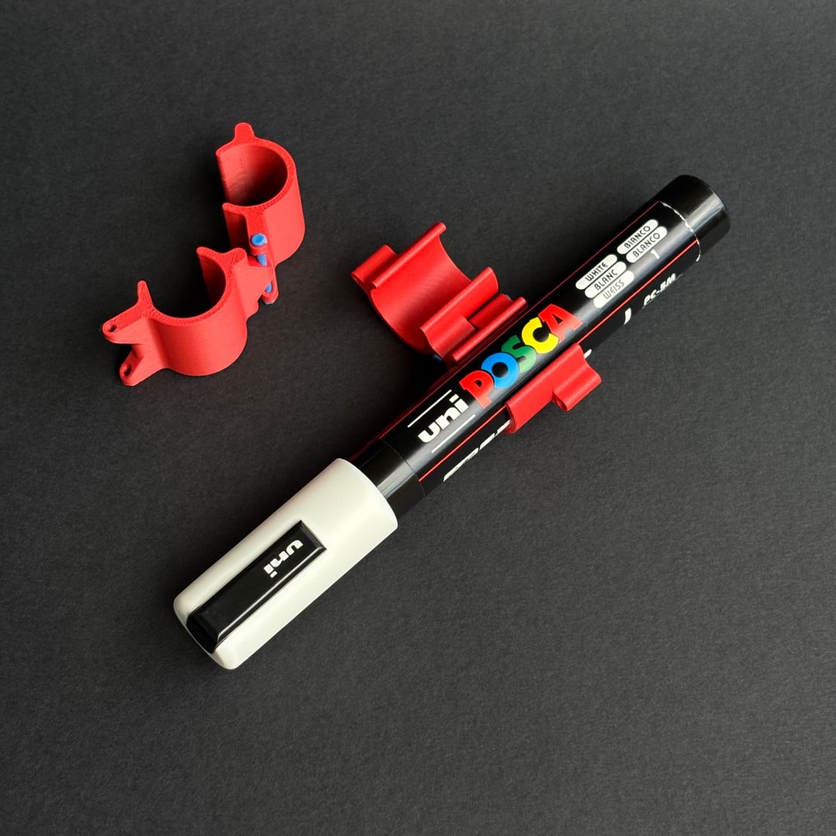 Modular pen holder chain 3d model