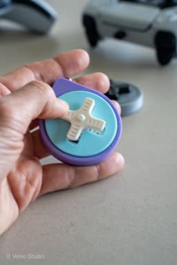 Mini Retro Snap - Pocket Fidget Keychain (3 Piece Press Fit) 3d model