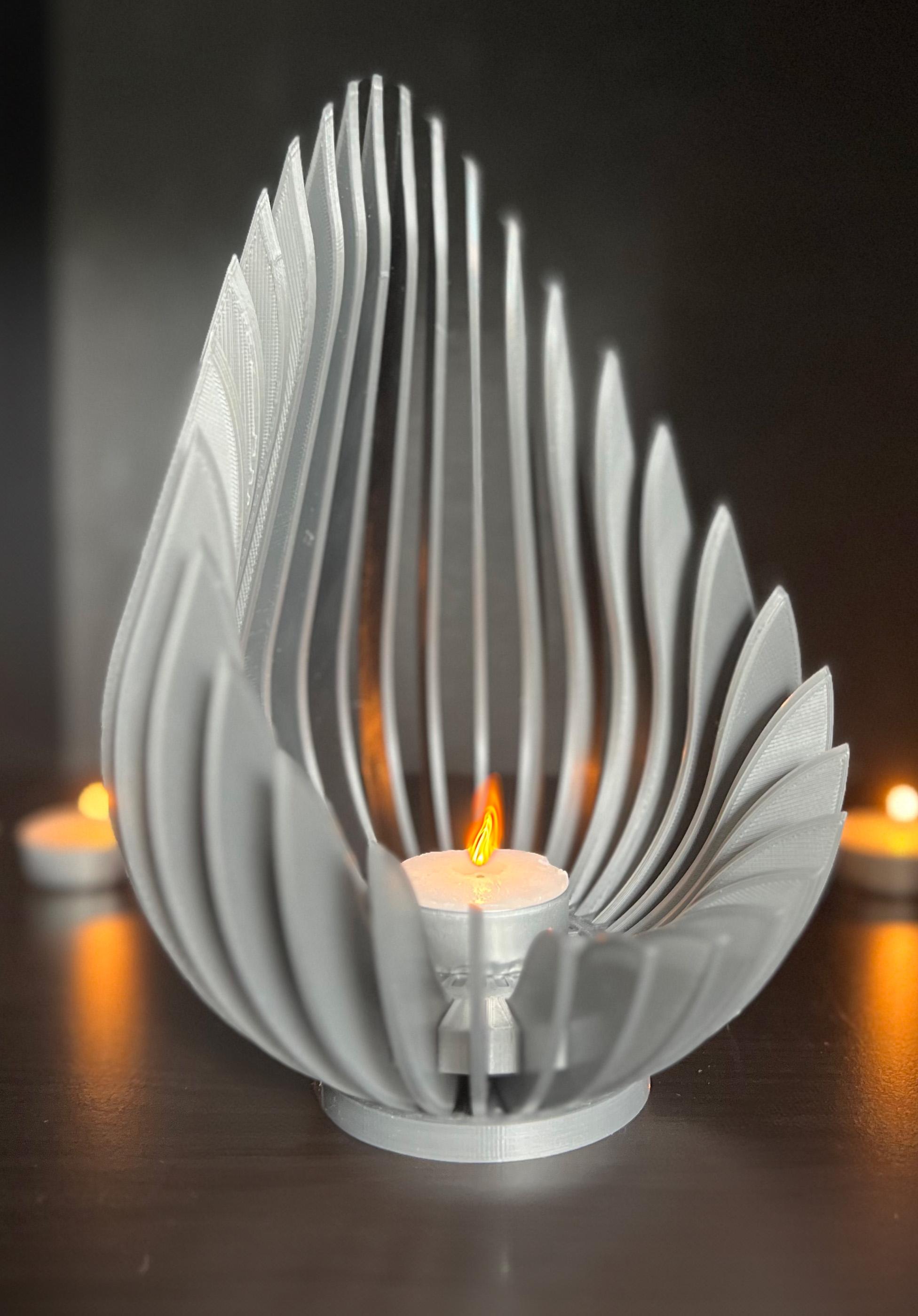 Blade Flames 32 Piece Candle Holder 3d model