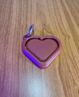 Heart Spinner Keychain – Interlocking Heart Fidget 3d model