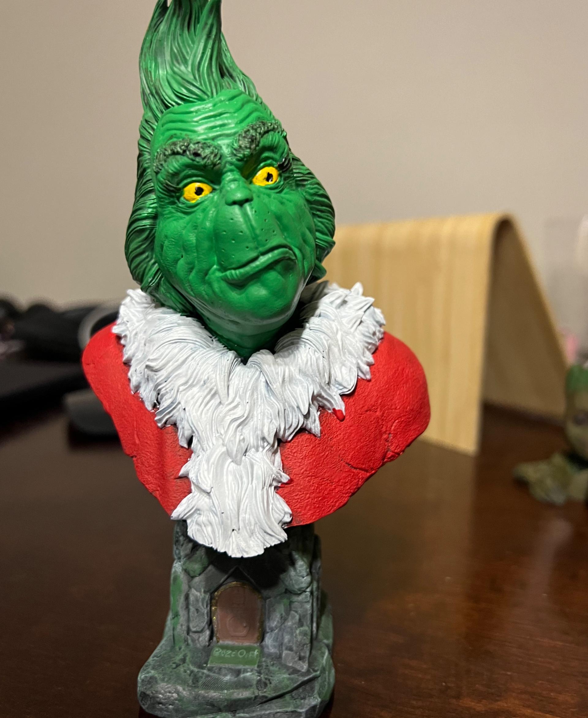 The Grinch bust  - Printed on Anycubic Mono 6ks Anycubic water based resin. Drybrushed with Vallejo paints. - 3d model