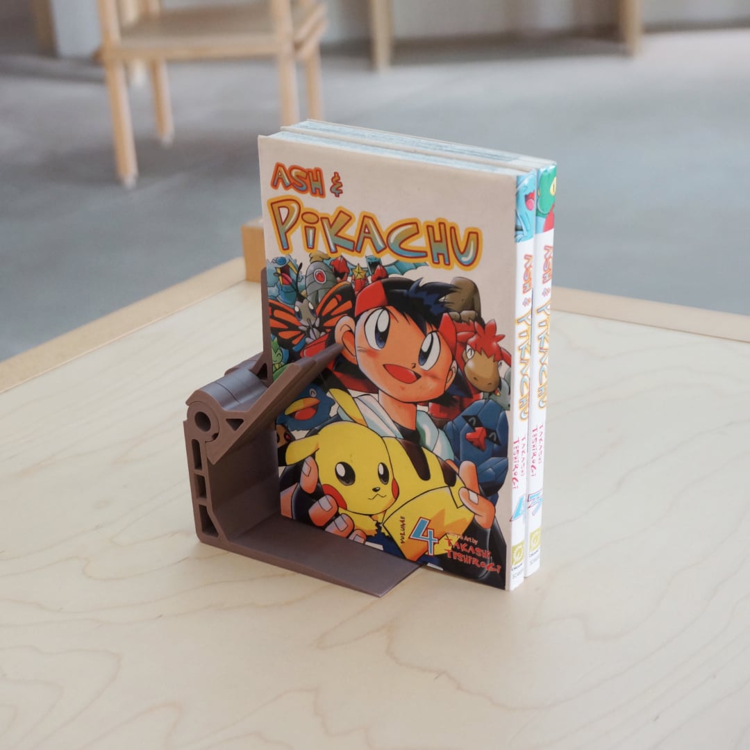 Self Standing Book Holder 3d model