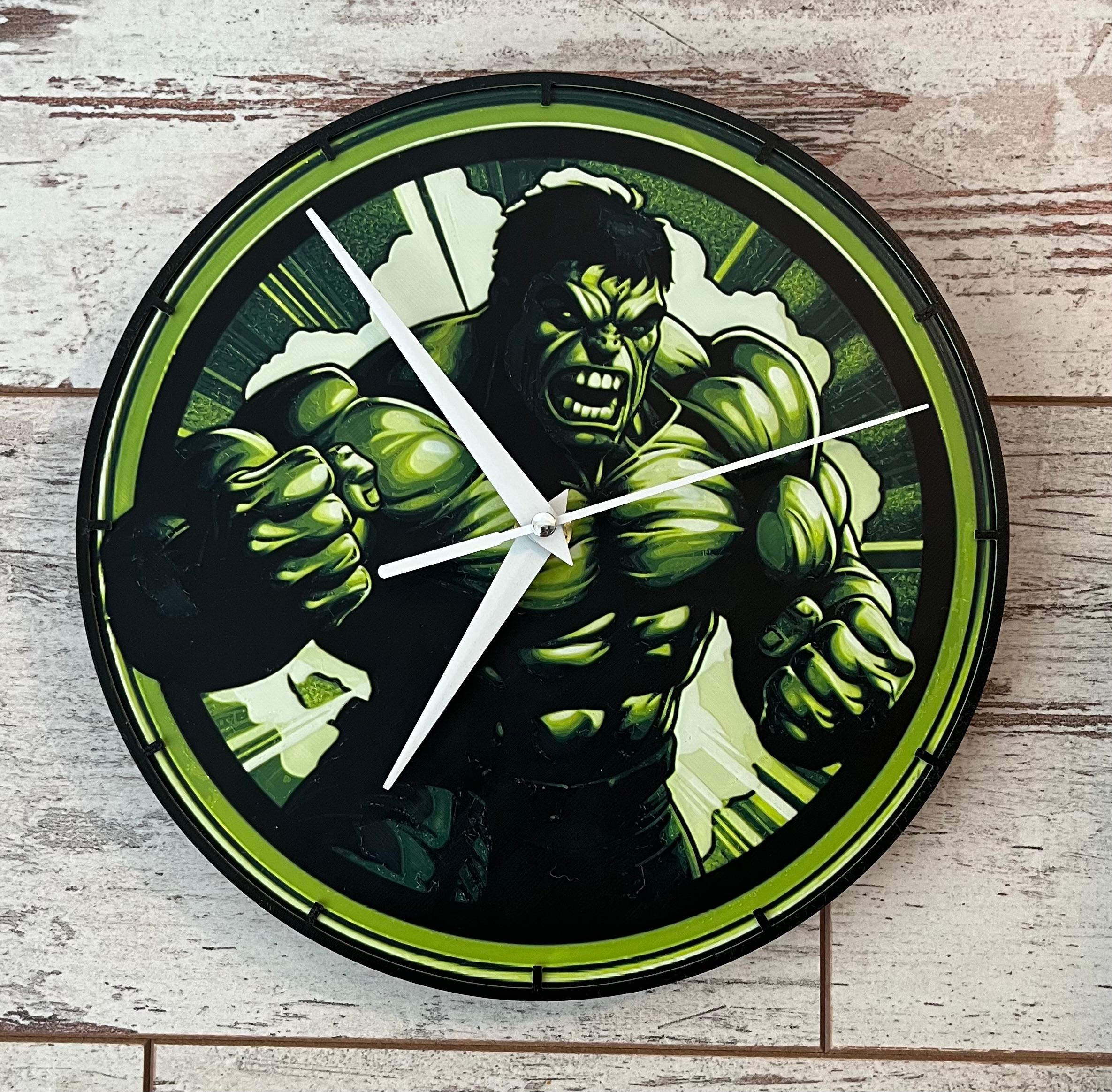Incredible Hulk Clock (Filament Painting) 3d model