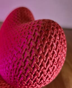 Heart Phone Stand – Stacked Heart Desk Holder 3d model
