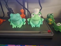 Desk Buddy Frog - magnet custom hats 3d model