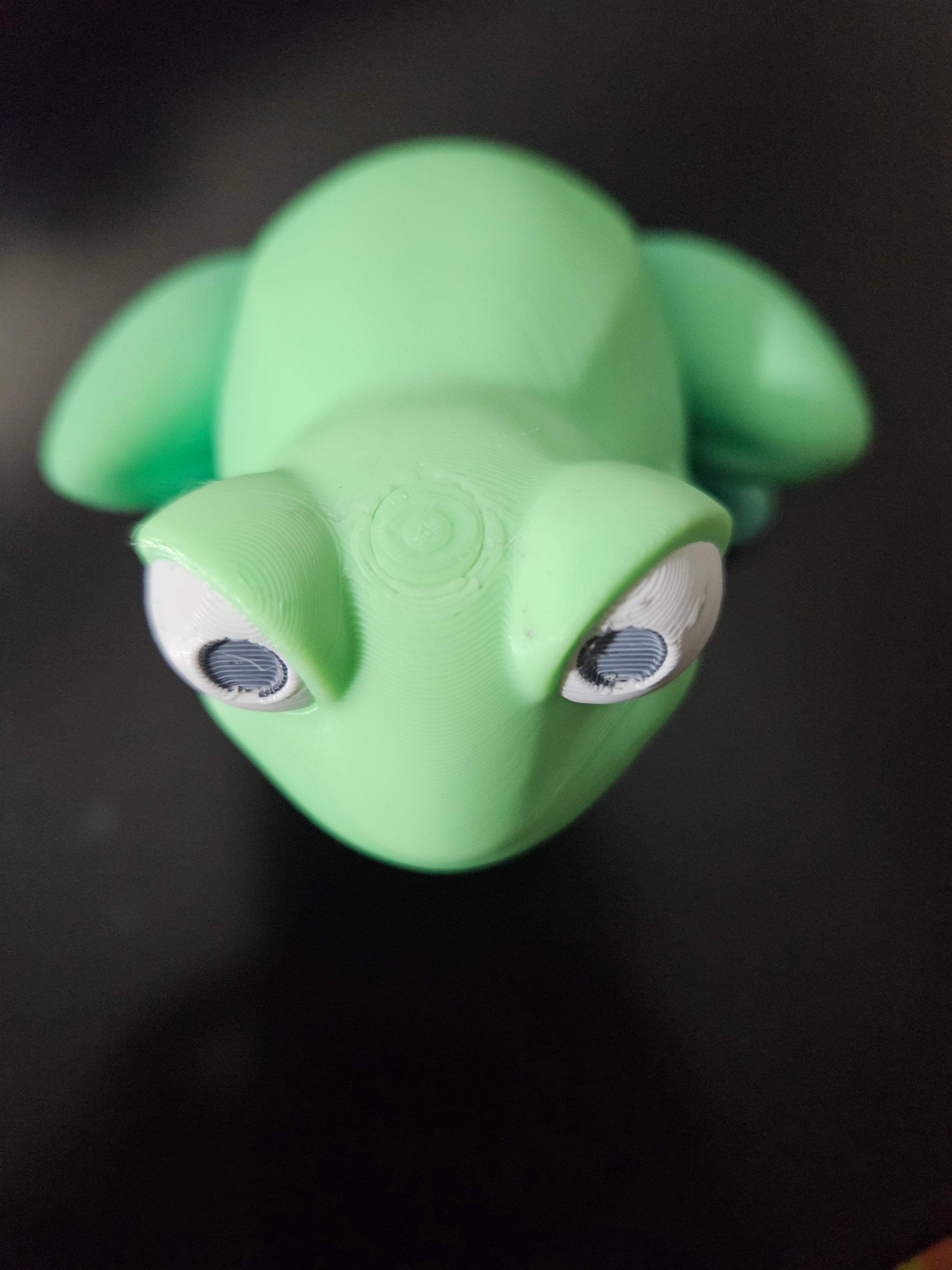 Desk Buddy Frog - magnet custom hats 3d model