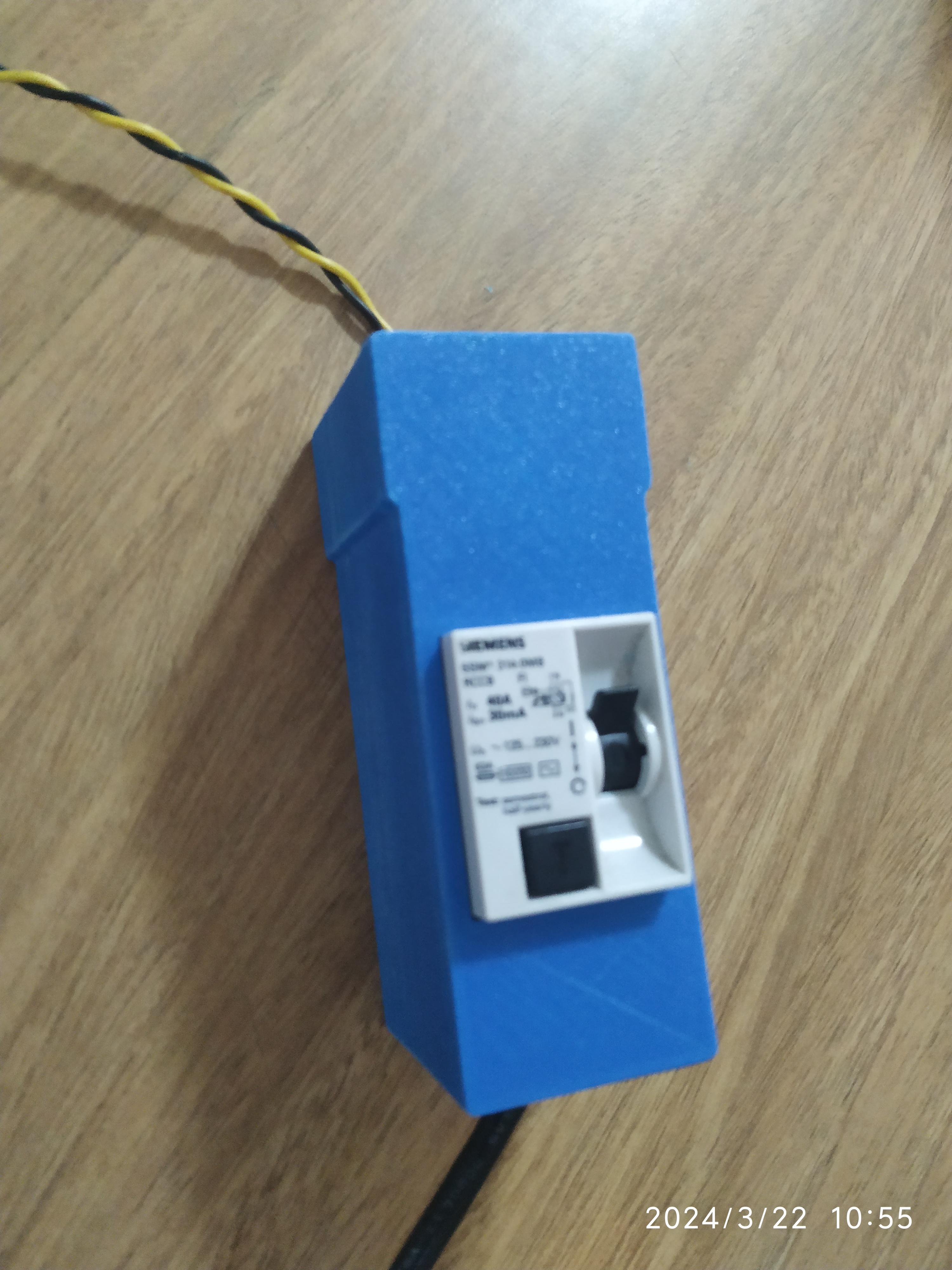 Box with Circuit Breaker + Wifi 3d model