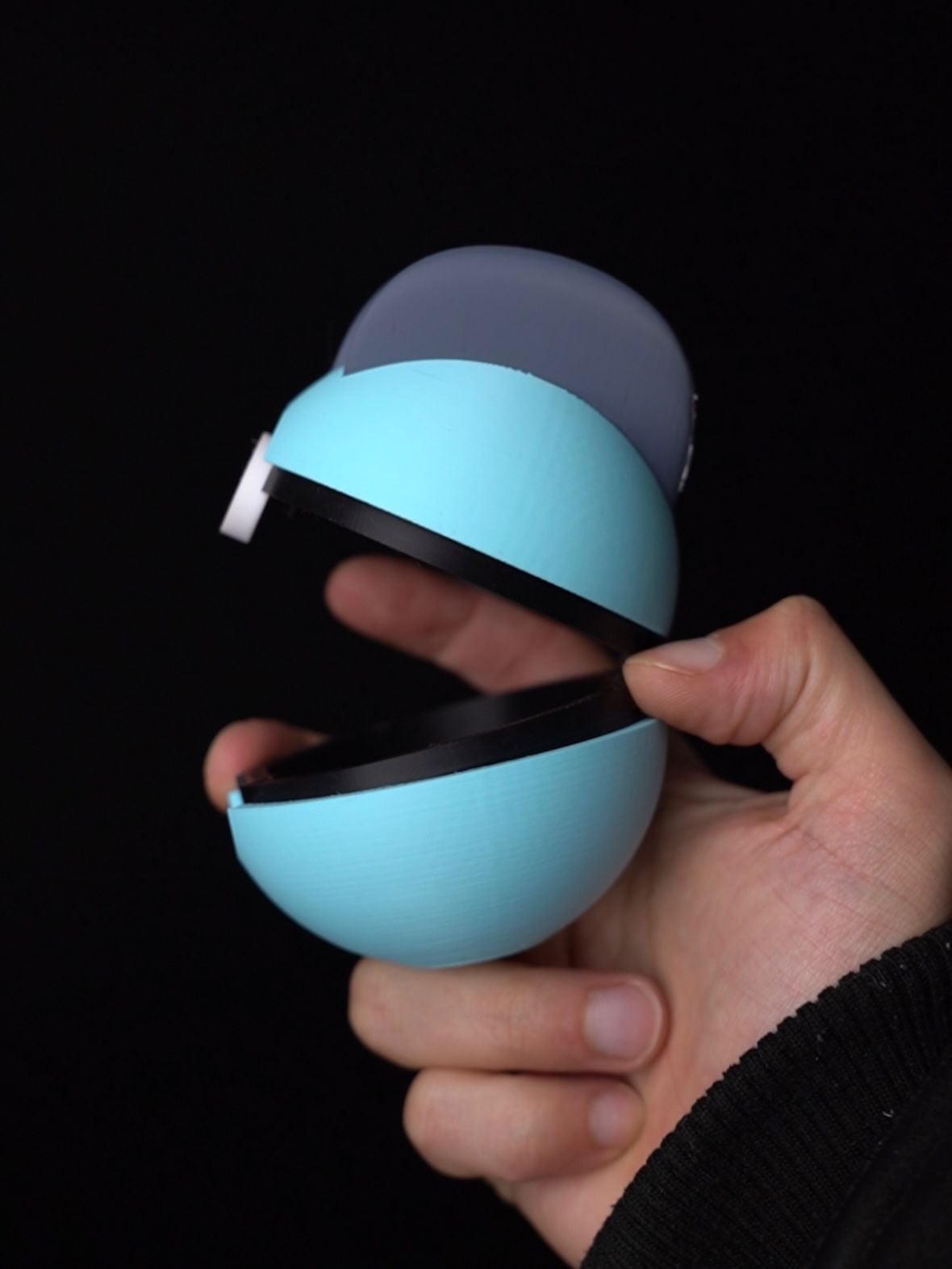 Hinged Machop Pokeball - Multipart 3d model