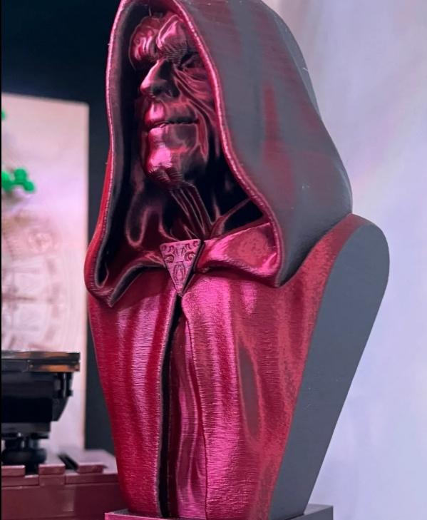 Darth Sidious Bust (Pre-Supported) - Model by Fotis Mint, in AkumaMods Dual Silk Black/Red PLA - 3d model