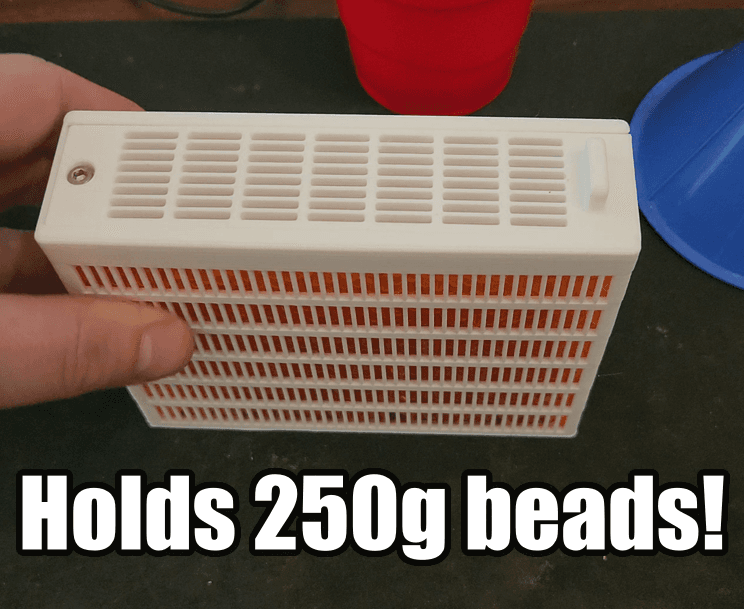 Yet Another Desiccant Box - Holds 250G Dry Desiccant - Sliding Lid with Screw Hole 3d model