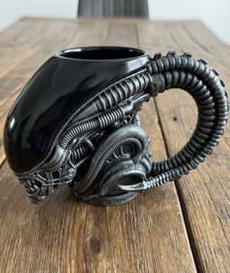 Alien Xenomorph Head Mug | Sci-Fi Horror Cup | Holder 3d model