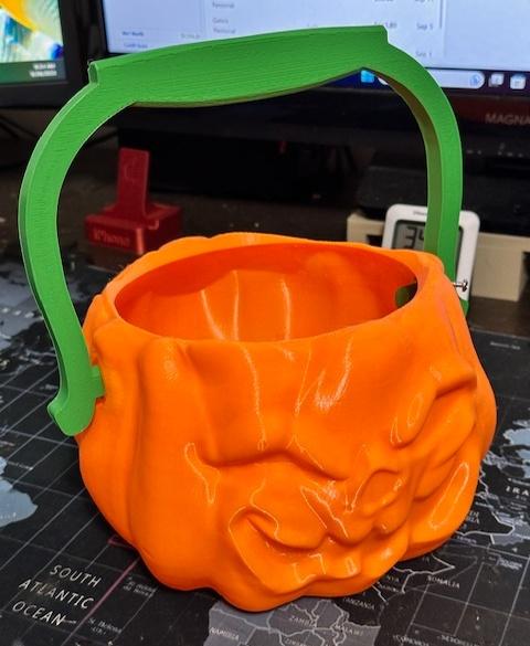 Large Pumpkin Bucket.stl 3d model