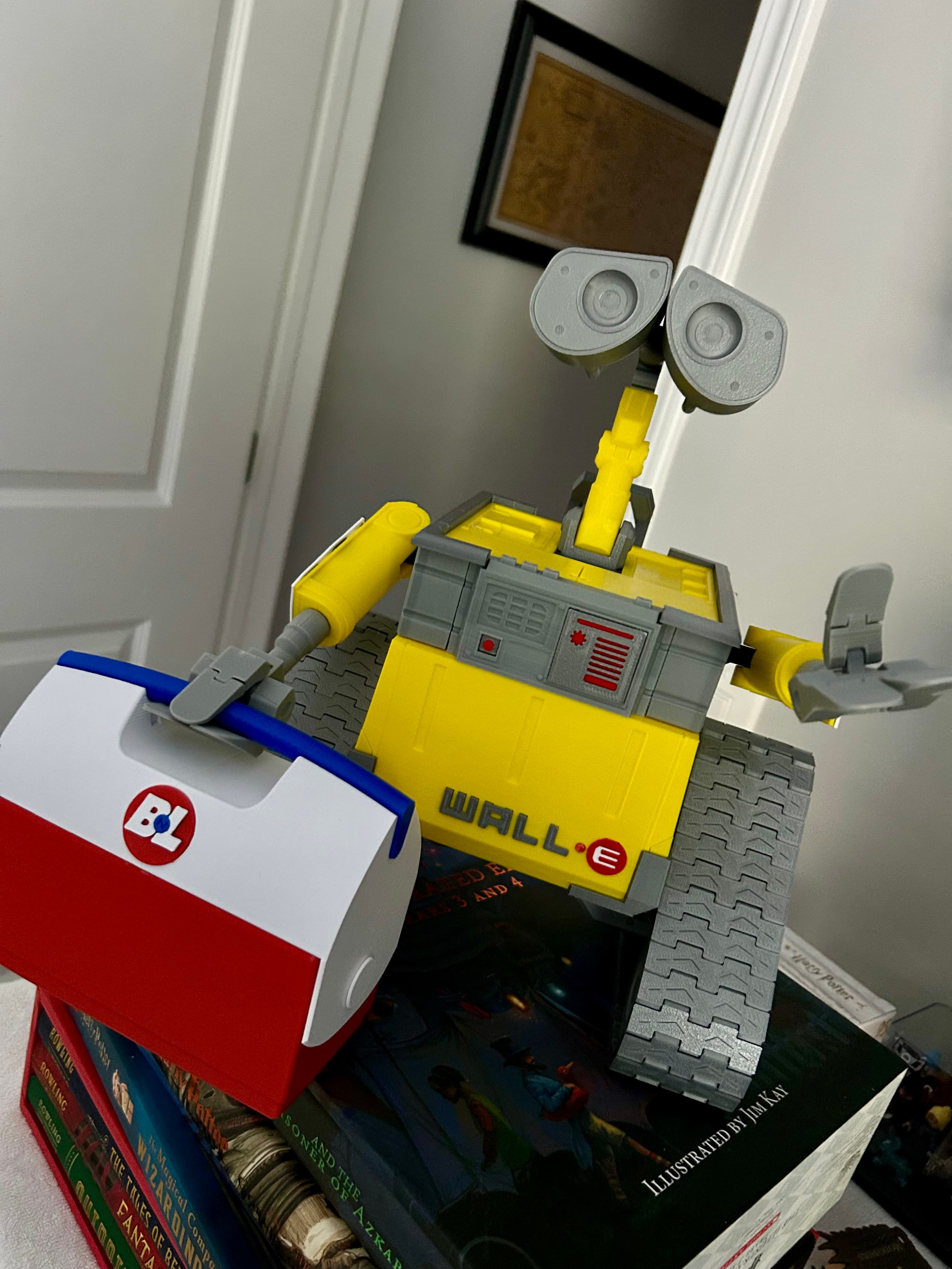 WALL-E Turned out Awesome!
Warning: May cause sudden urges to watch old Hello, Dolly! clips and collect random trinkets. Friendship with an EVE unit sold separately.