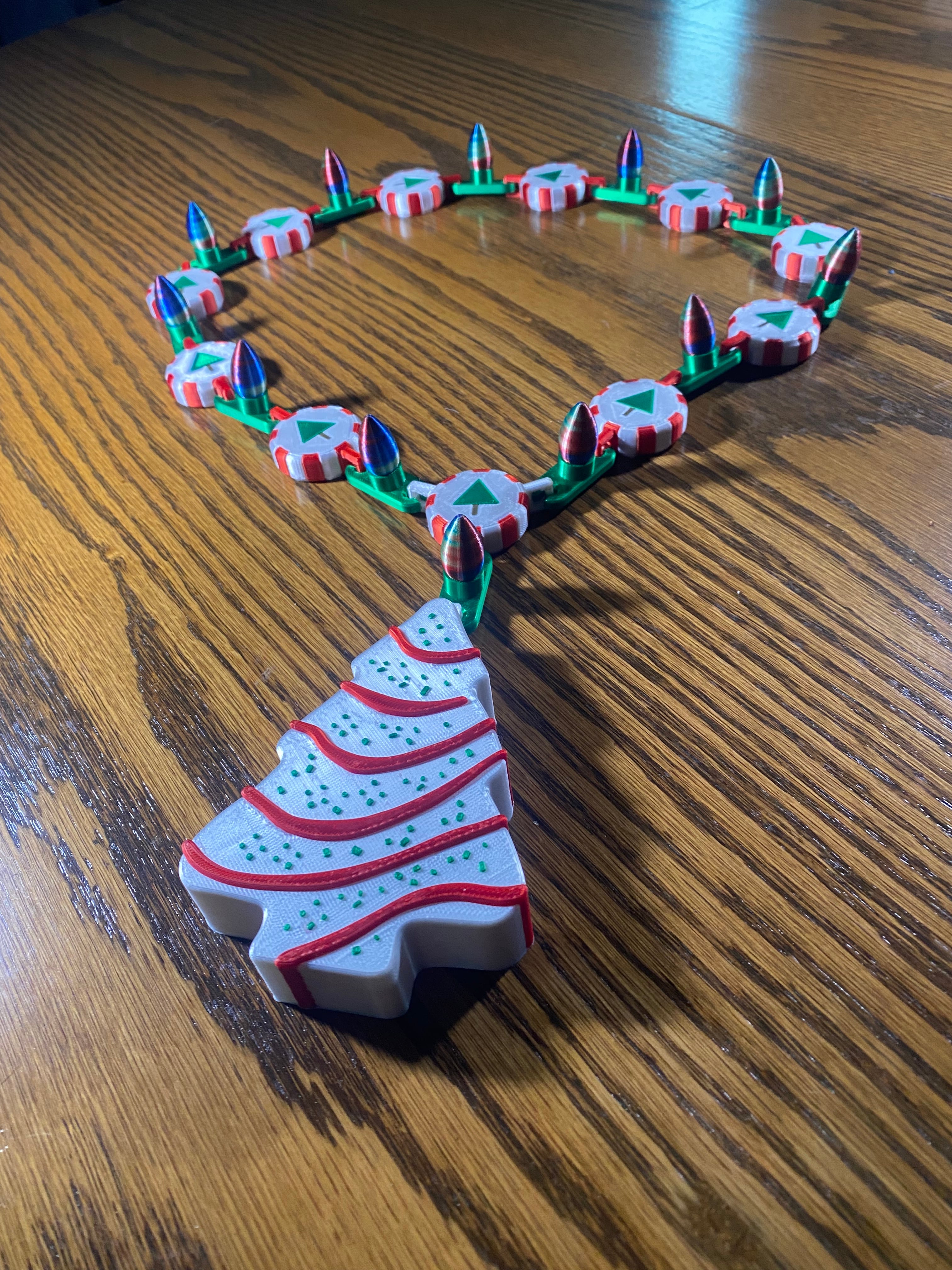 Christmas Cake Chain 3d model