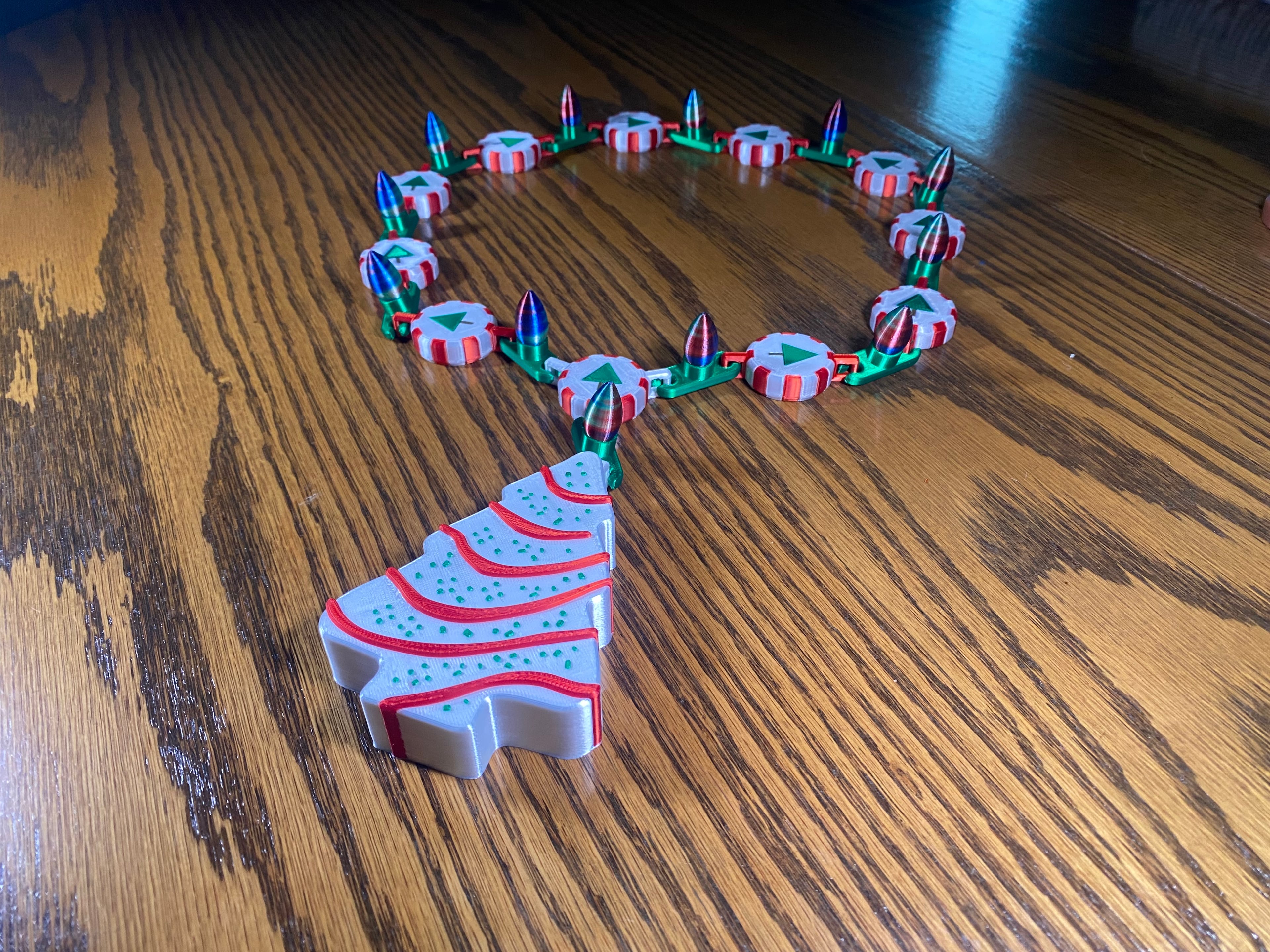 Christmas Cake Chain 3d model