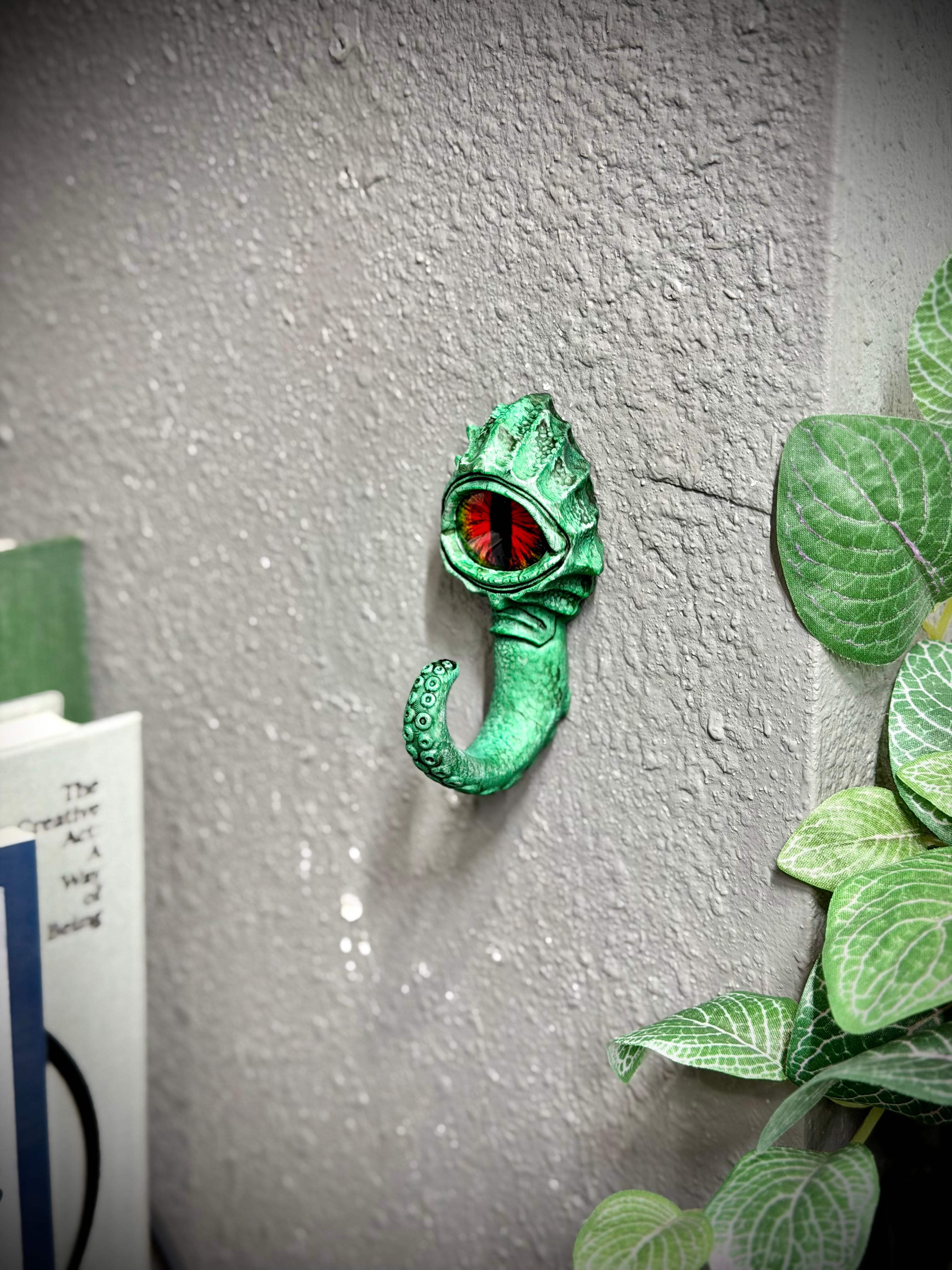 Abyssal eye wall hook 3d model