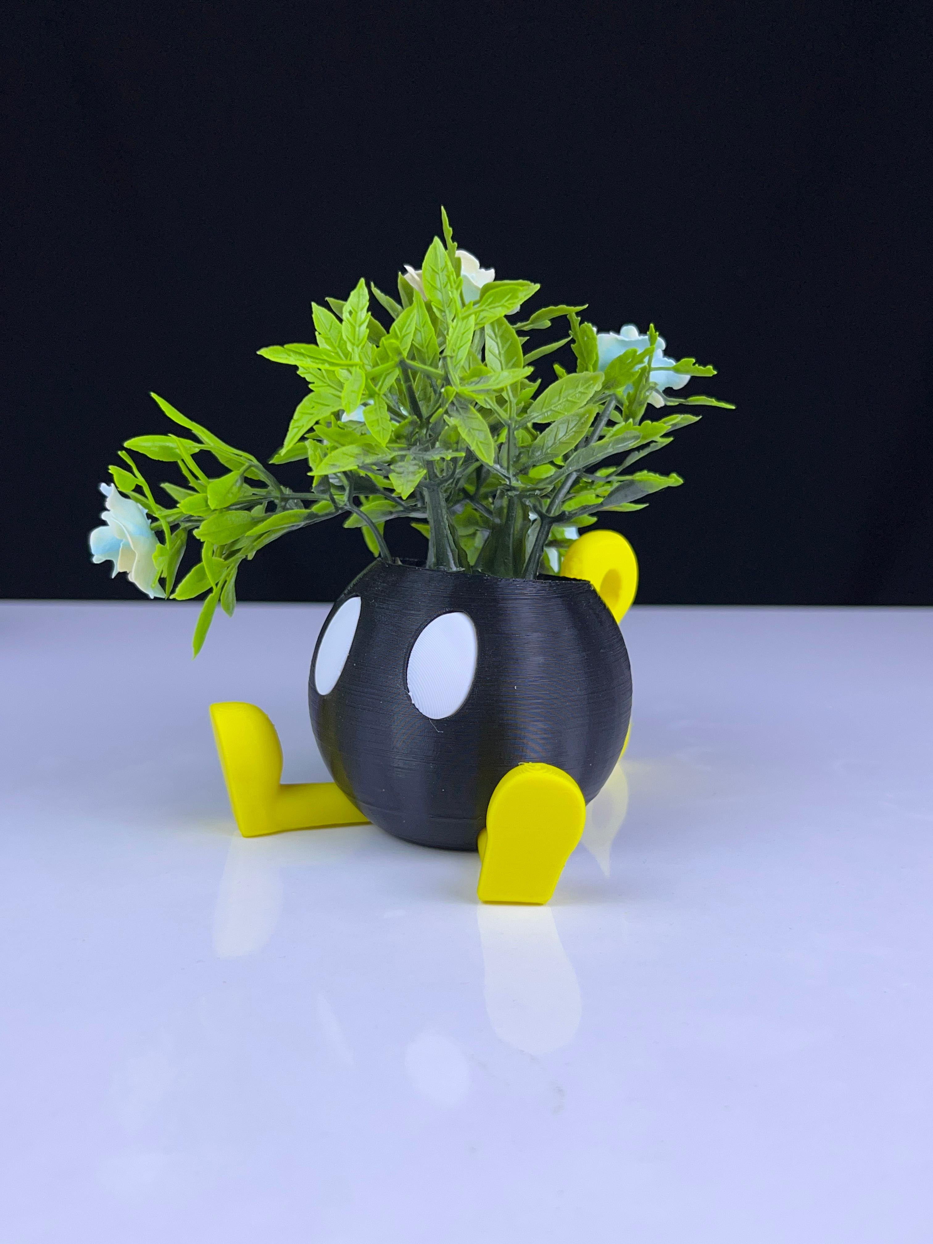Bob-omb planter - Multipart 3d model