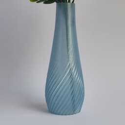 gradient vase 3d model