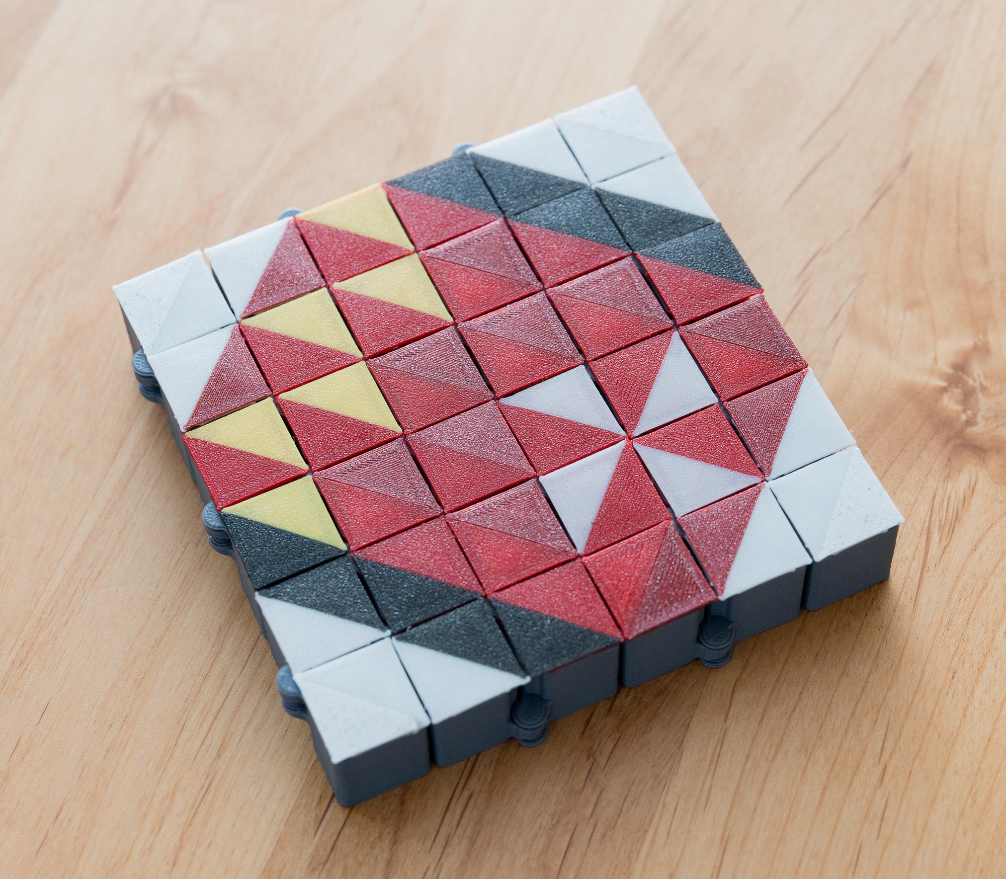 Auxetic Tile // 18mm Diagonal Split - The white part is a windmill pattern. - 3d model